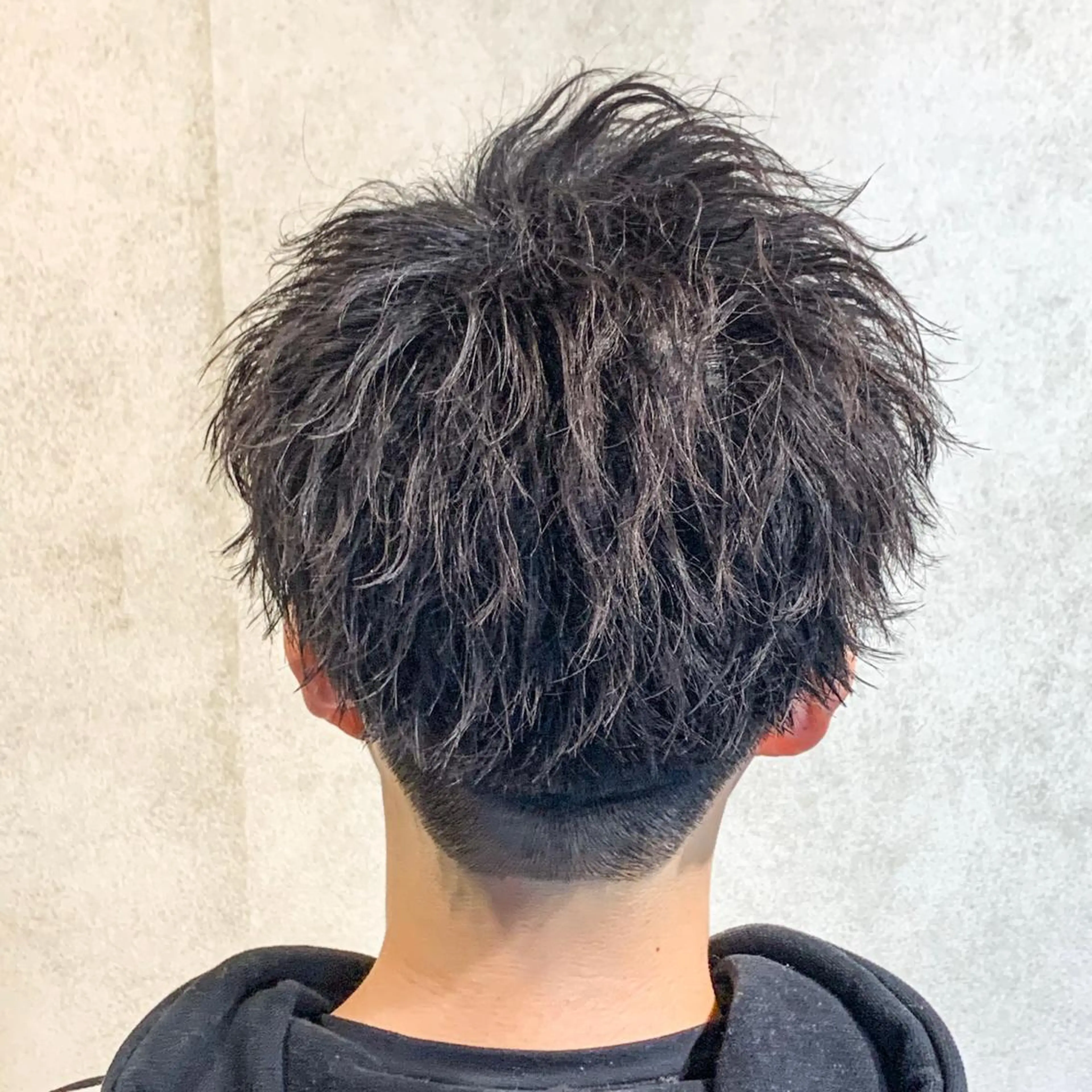 ショート カラー パーマ メンズ カット パーマ 🔥メンズ🔥かっこ いいが正義！代表柿崎のヘアスタイル