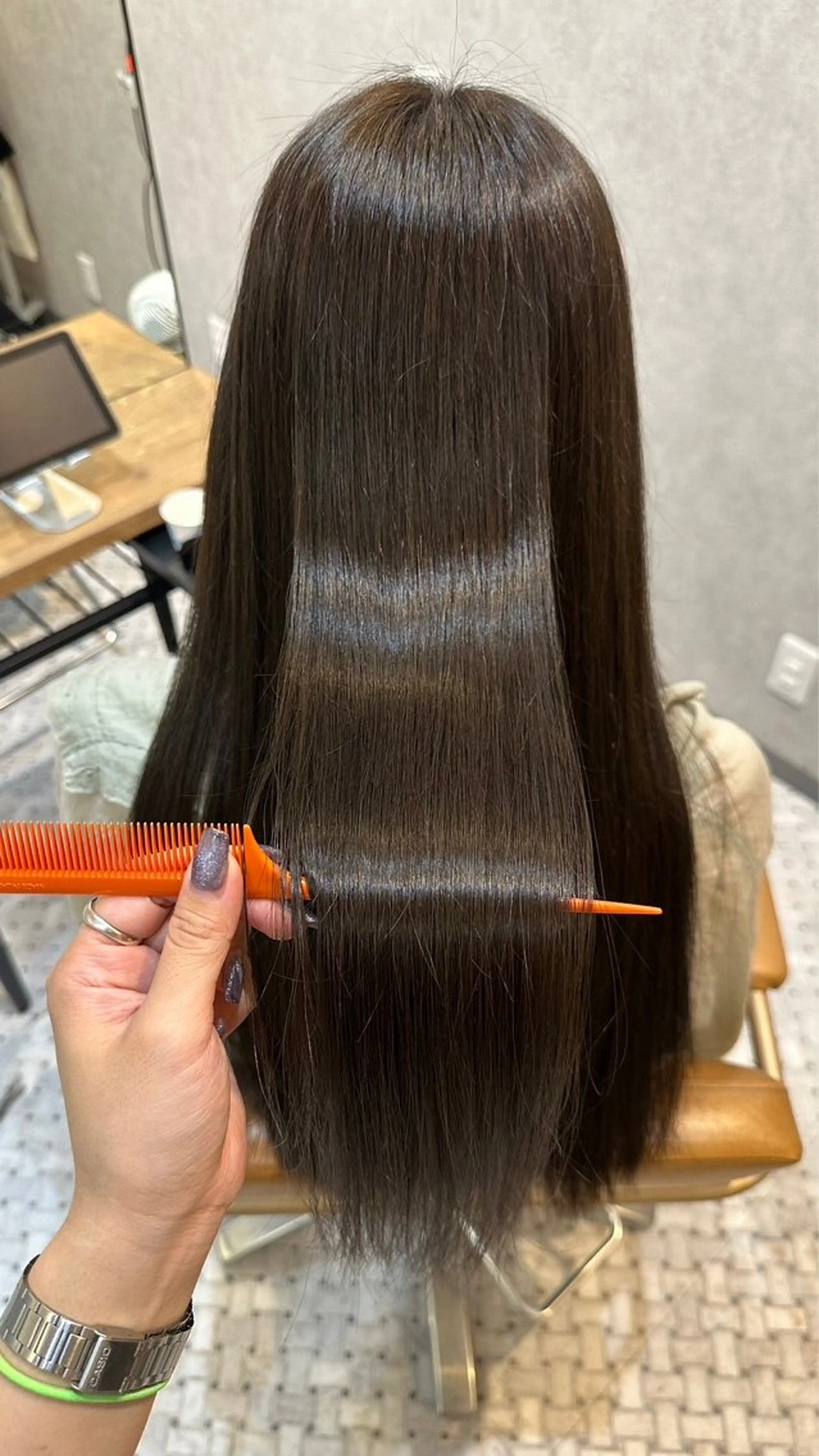 ロング カラー ヘアアレンジ カット ヘアカラー REONA🪽✨薬院 レイヤーカット🫧のヘアスタイル