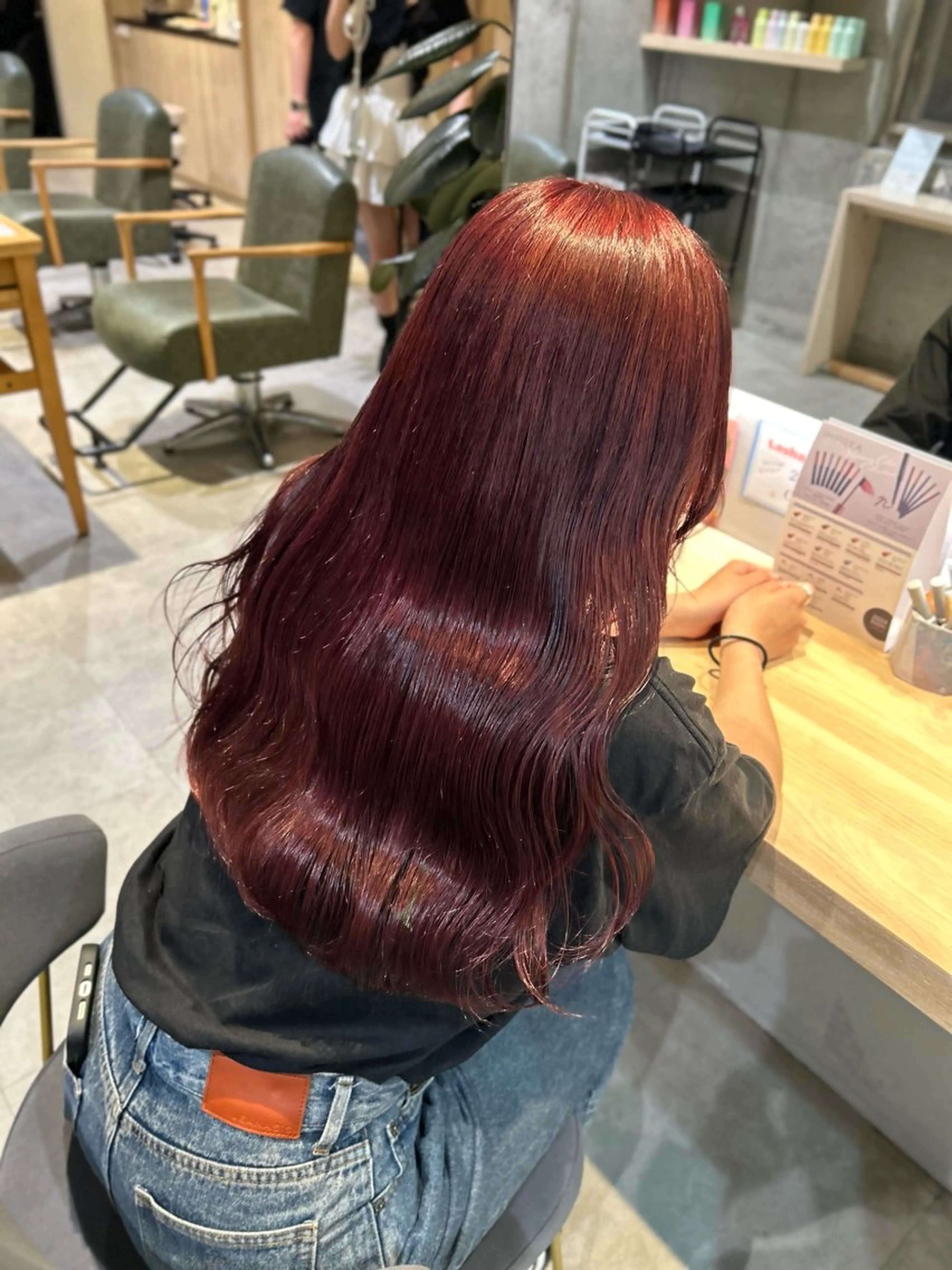 セミロング カラー ブリーチ ヘアカラー 𝐚𝐨𝐢🩰/ 酸性ストレートのヘアスタイル