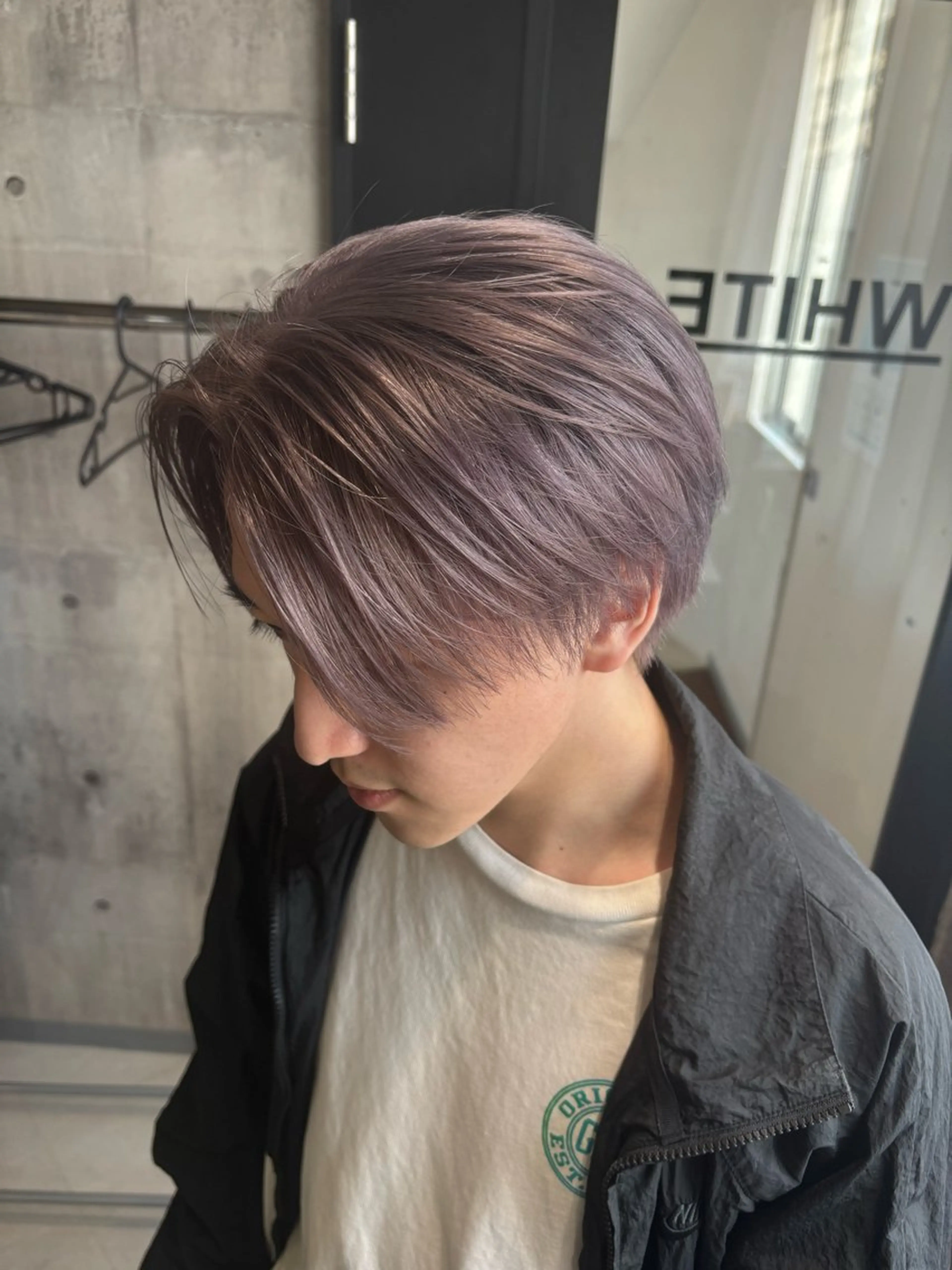 メンズ メンズハイトーン カット ヘアカラー _white【京橋店】所属・_WHITE / KENTOのヘアスタイル