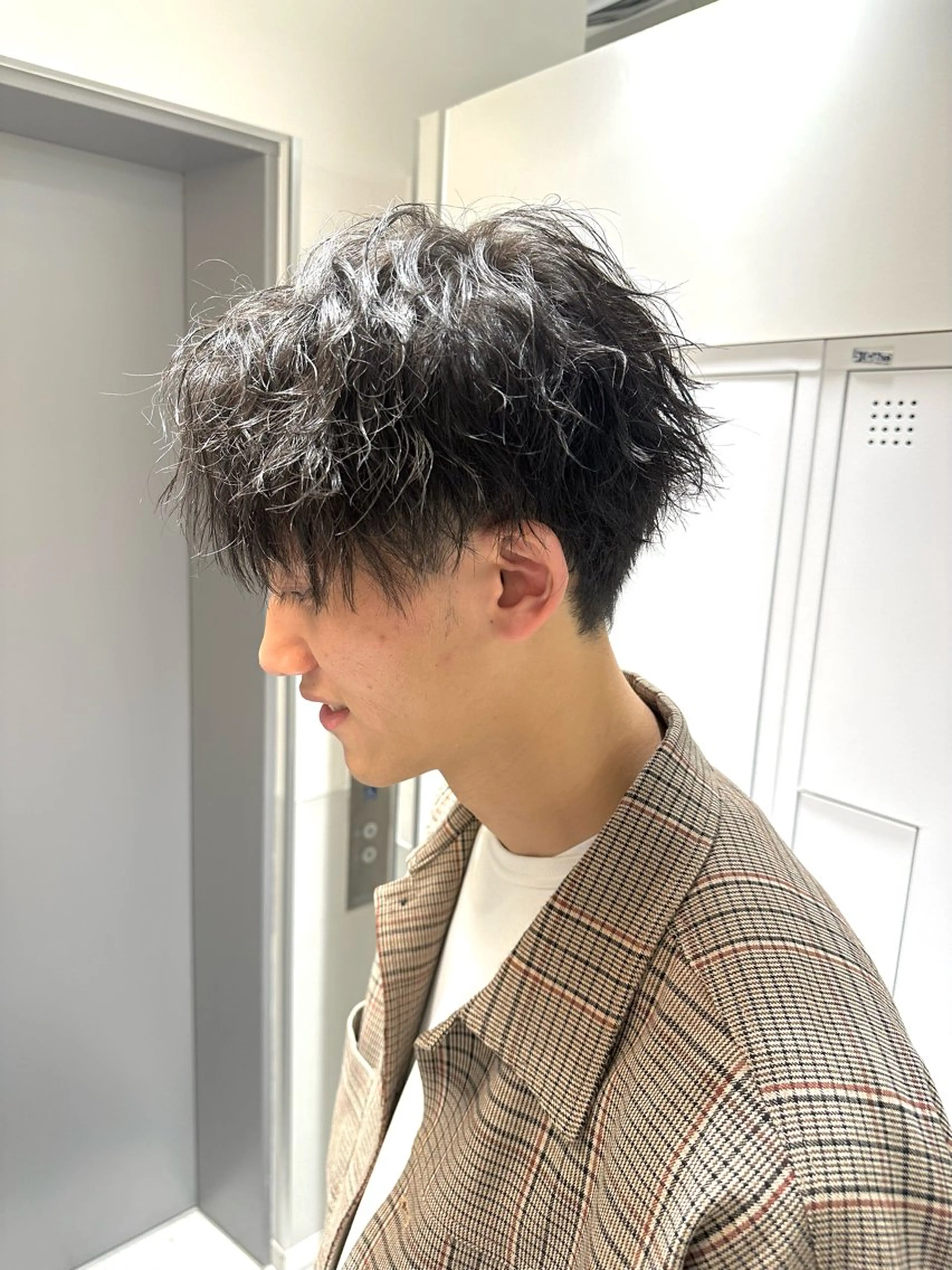 ショート パーマ メンズ メンズパーマ ツイストスパイラルパーマ スパイラルパーマ カット パーマ SALOWIN大宮 /KYOHEI✂️のヘアスタイル