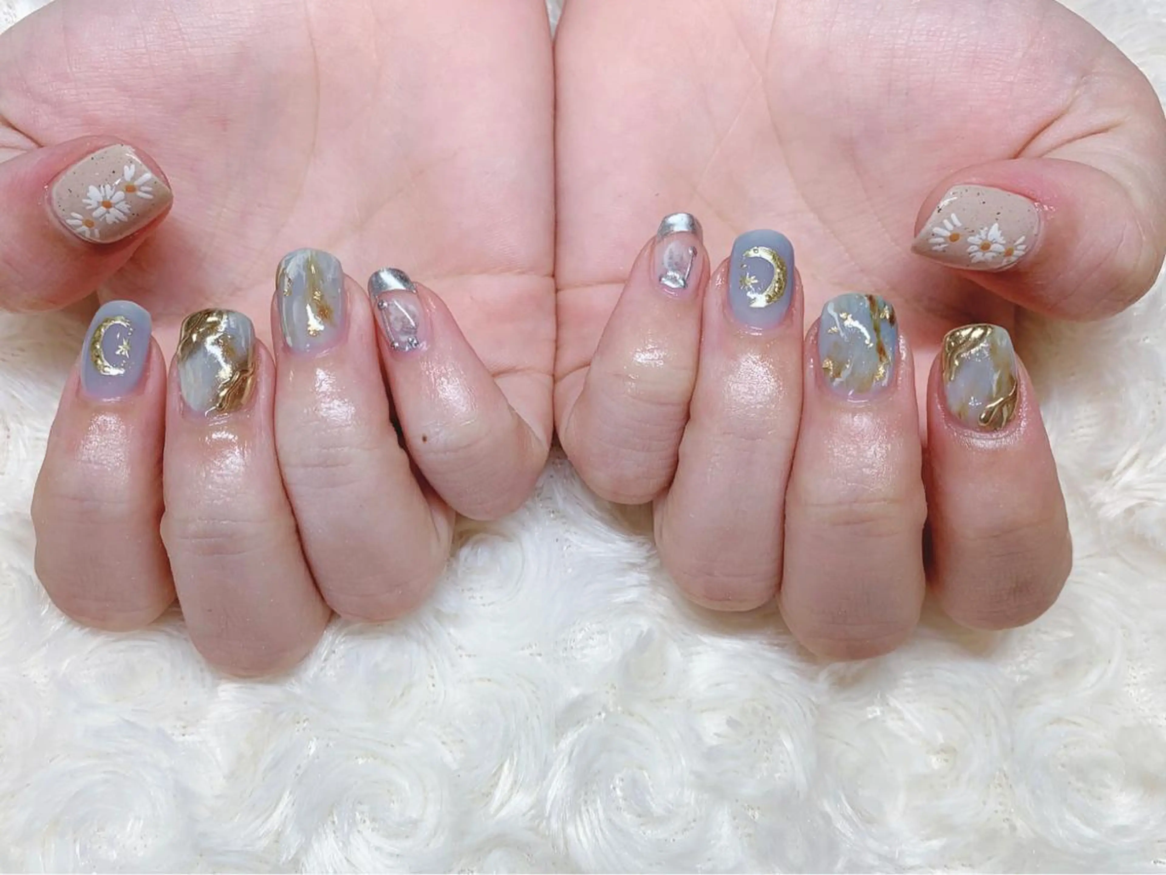 カラー ネイル ハンドネイル Cozy_ ilumのネイルデザイン