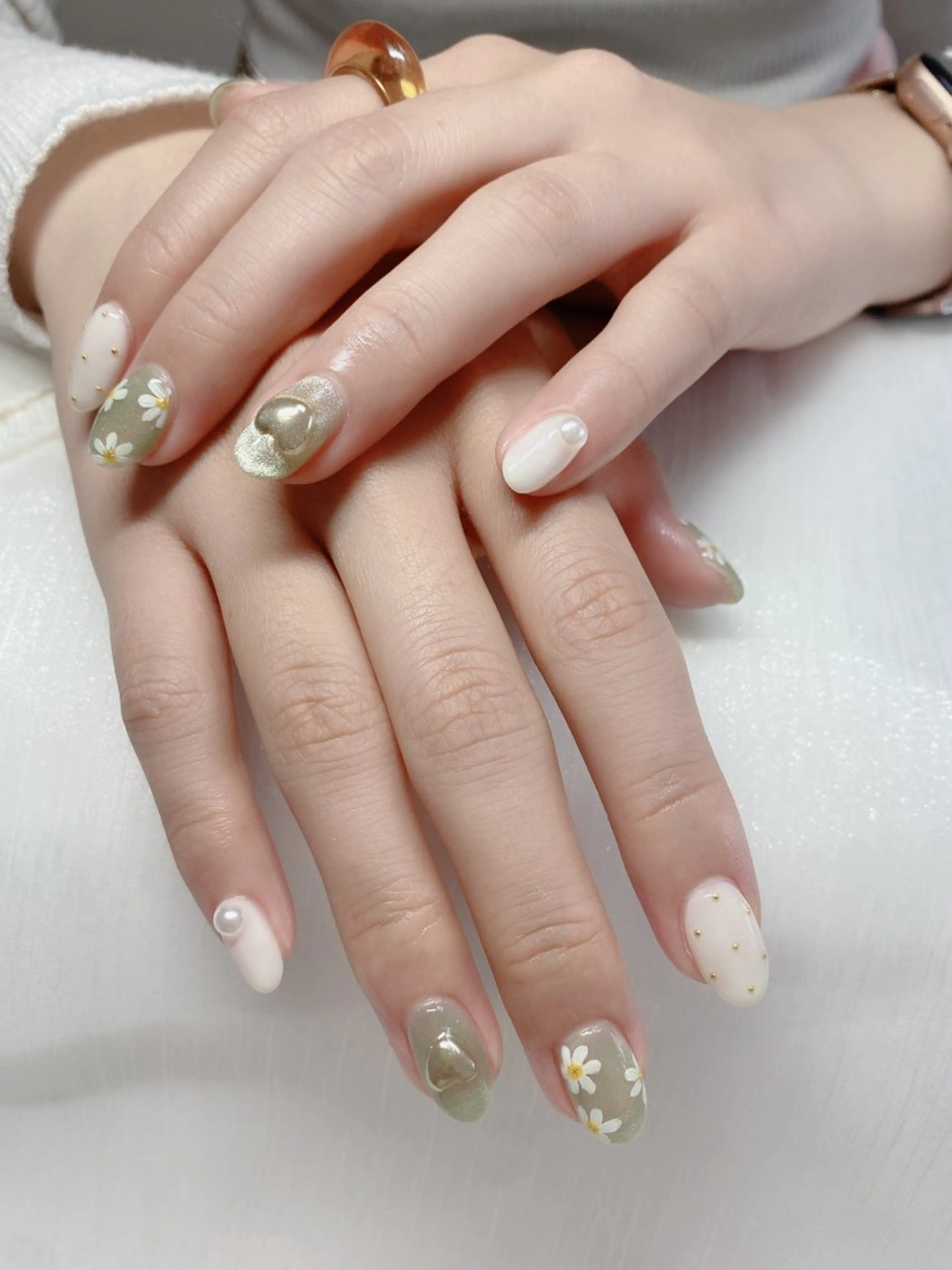 ネイル ハンドネイル ハンドケア UniqueNail 長さだし専門店のネイルデザイン