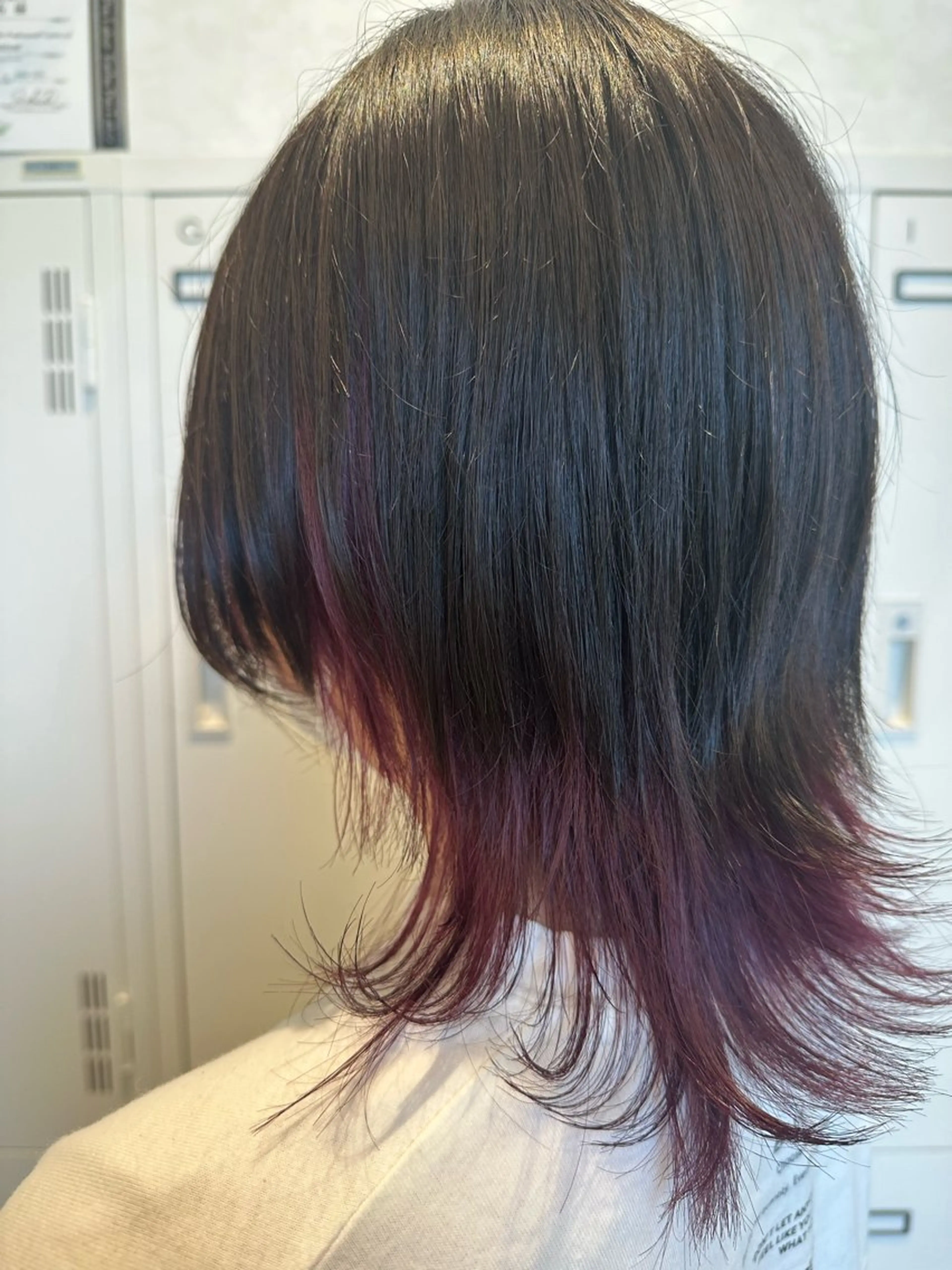 ミディアム カラー シールエクステ/ ブリーチカラーのヘアスタイル