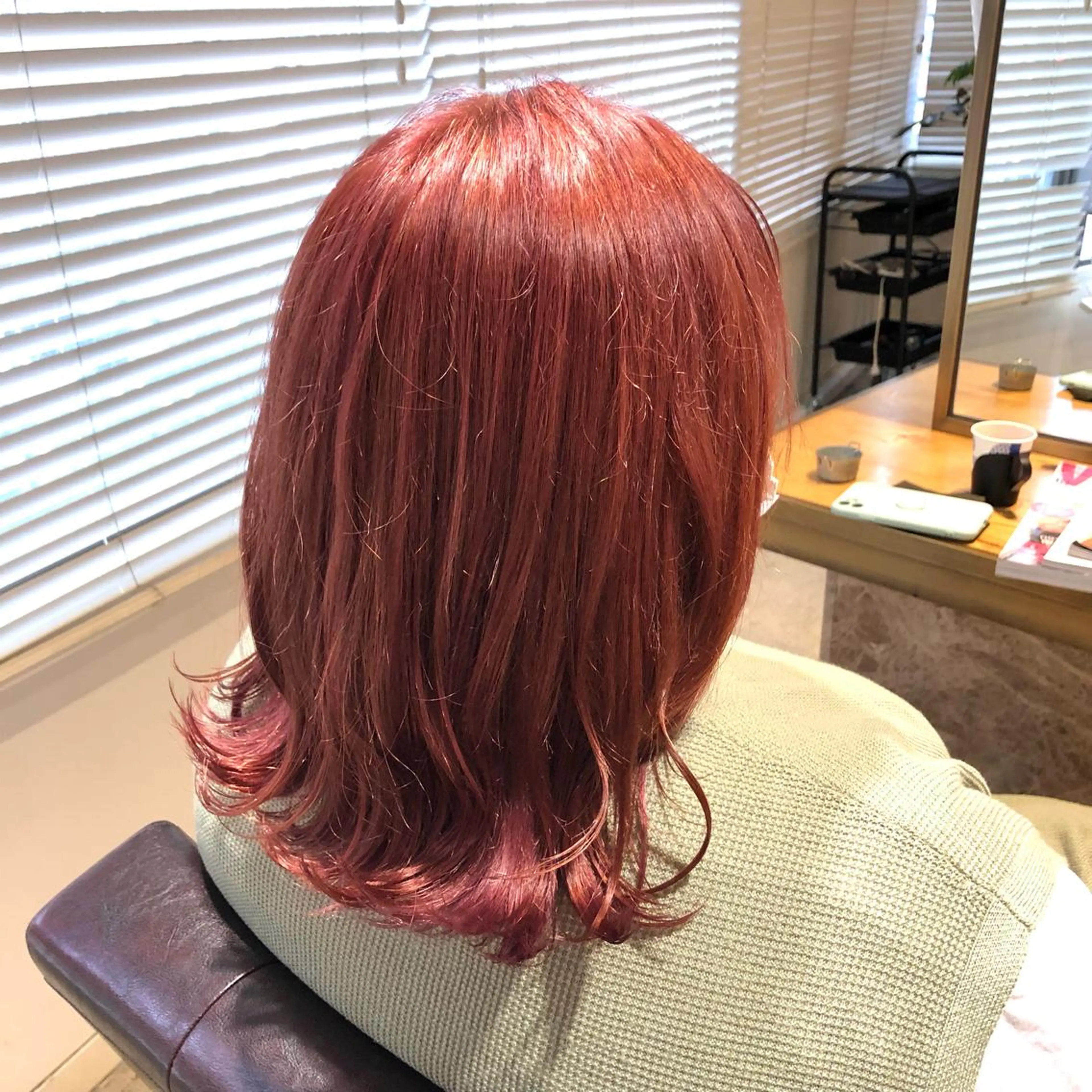 ミディアム ヘアカラー ニイムラ ミキのヘアスタイル