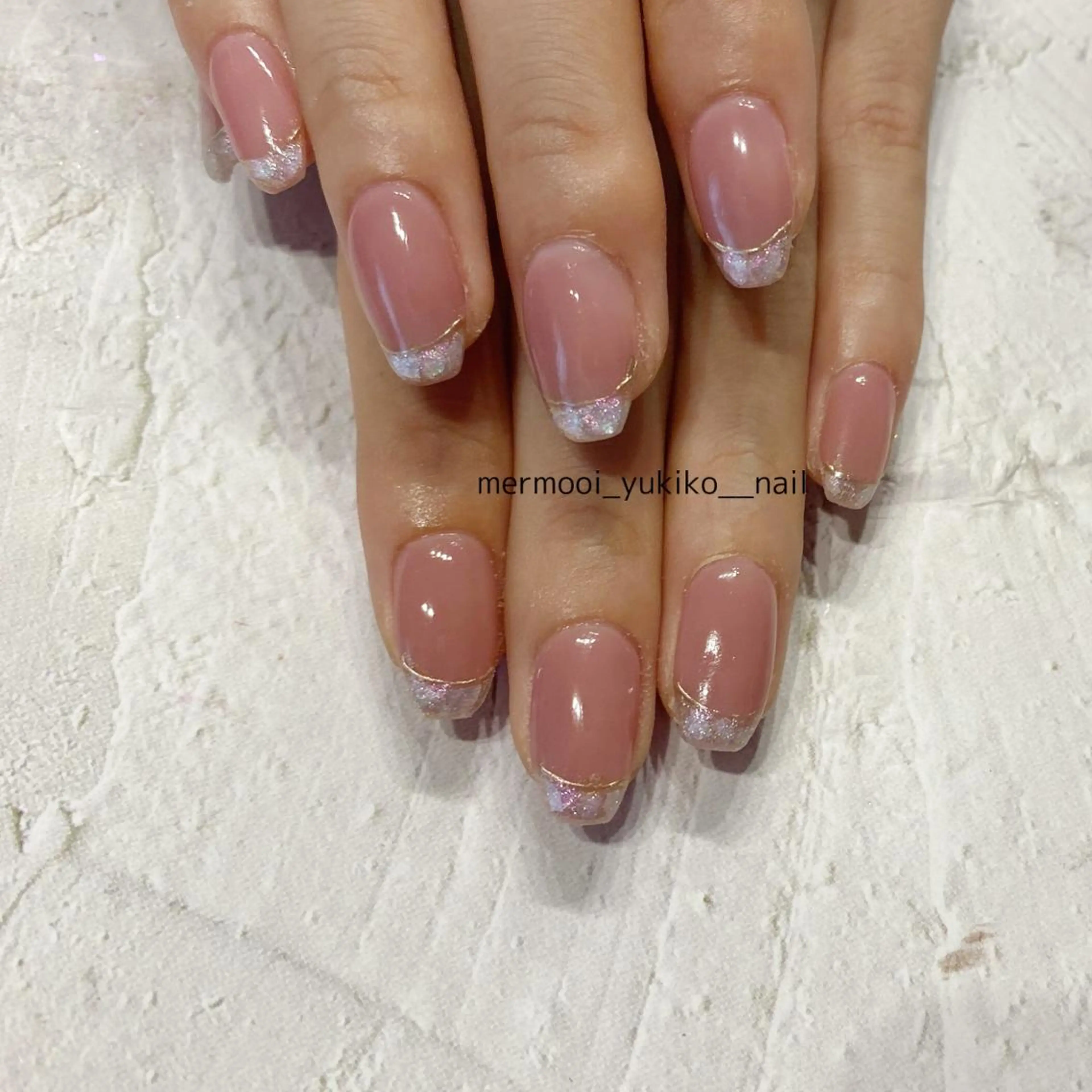 ネイル フレンチネイル キラキラネイル 韓国ネイル マグネットネイル マグネットフレンチ ハンドネイル mermooi所属・melumooi nailのネイルデザイン