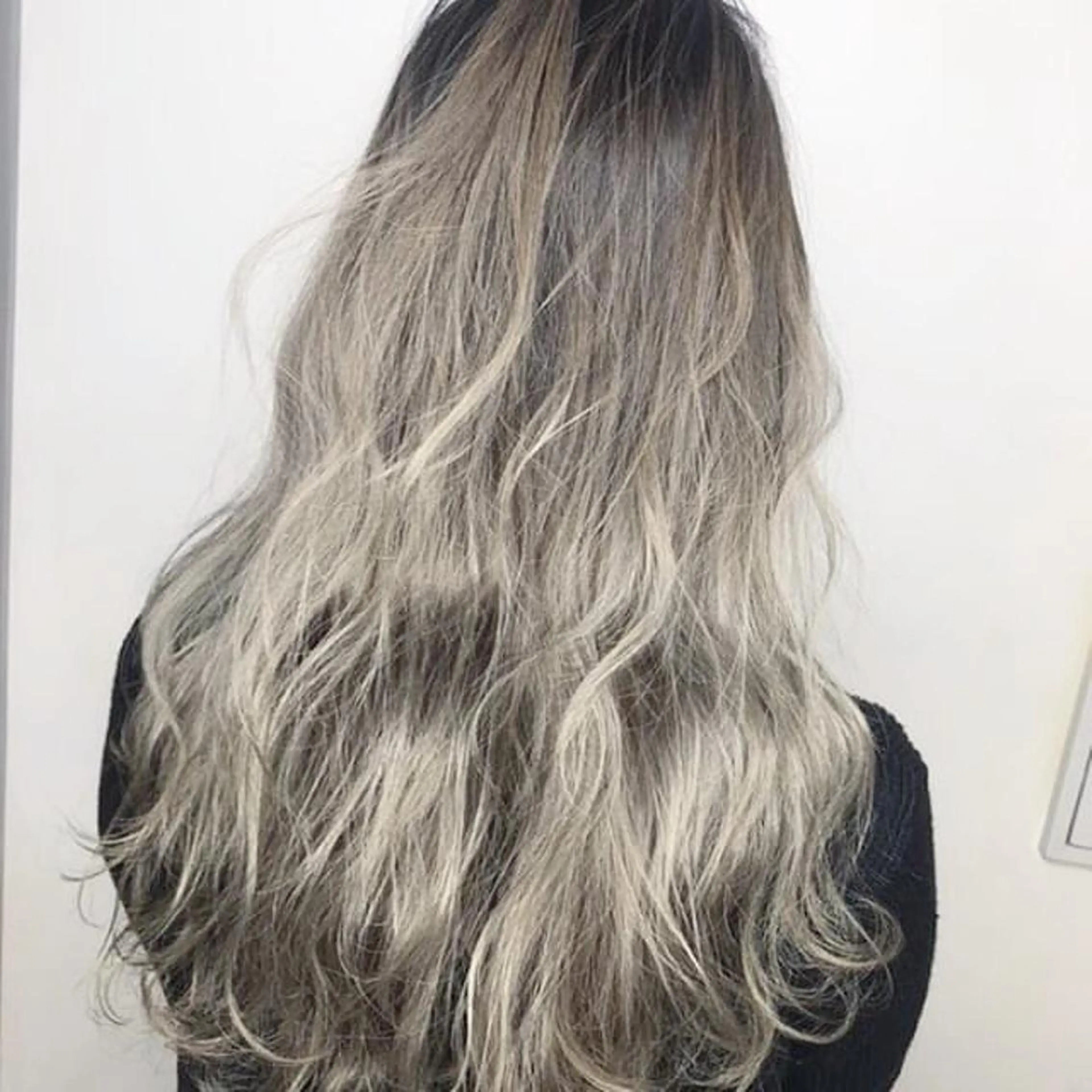 カラー 外国人風カラー カット ヘアカラー トリートメント 髪質改善 カラー専門店のヘアスタイル