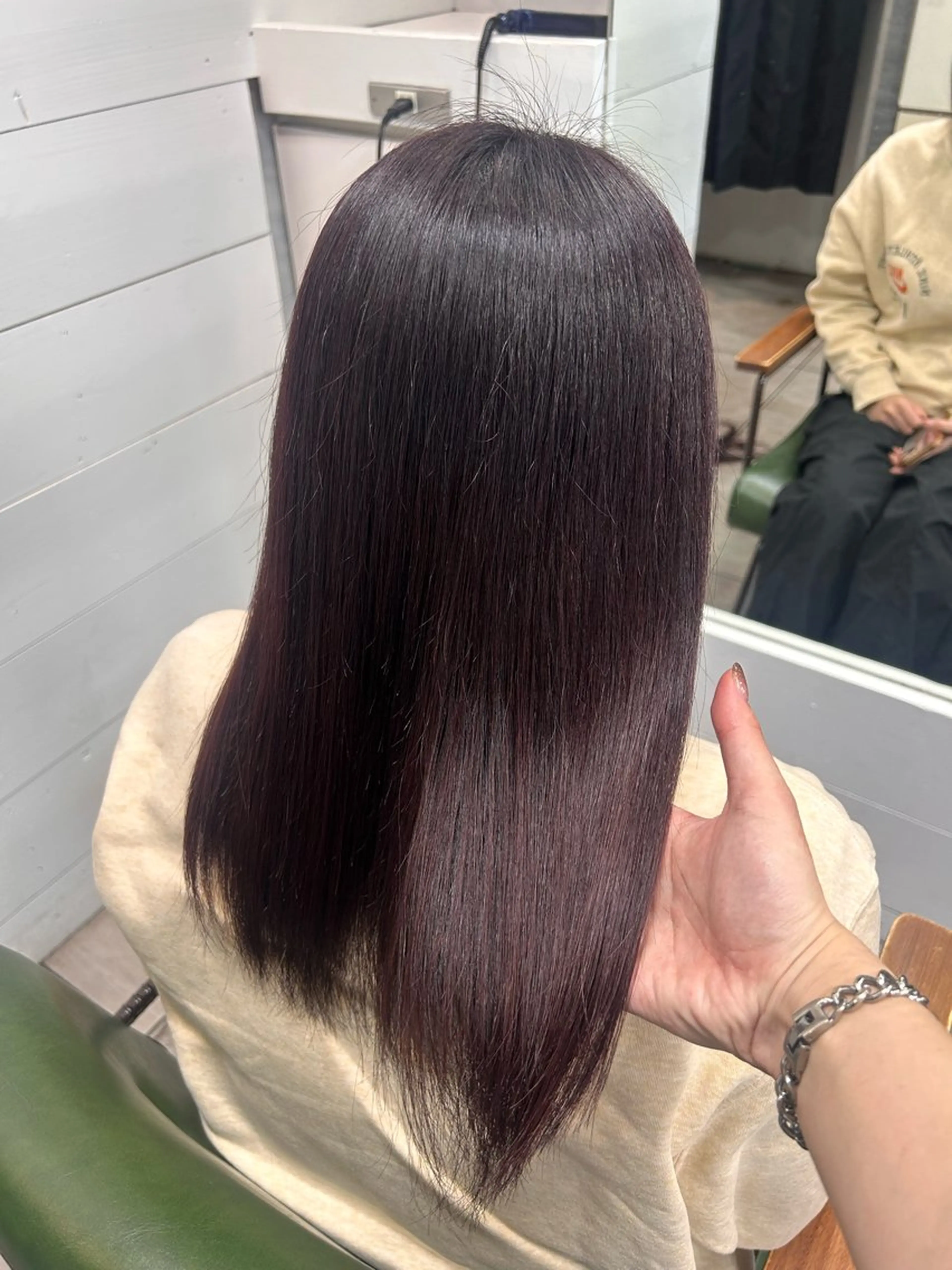 セミロング カラー ヘアアレンジ インナー×縮毛矯正 ピンクカラー澤井里菜のヘアスタイル