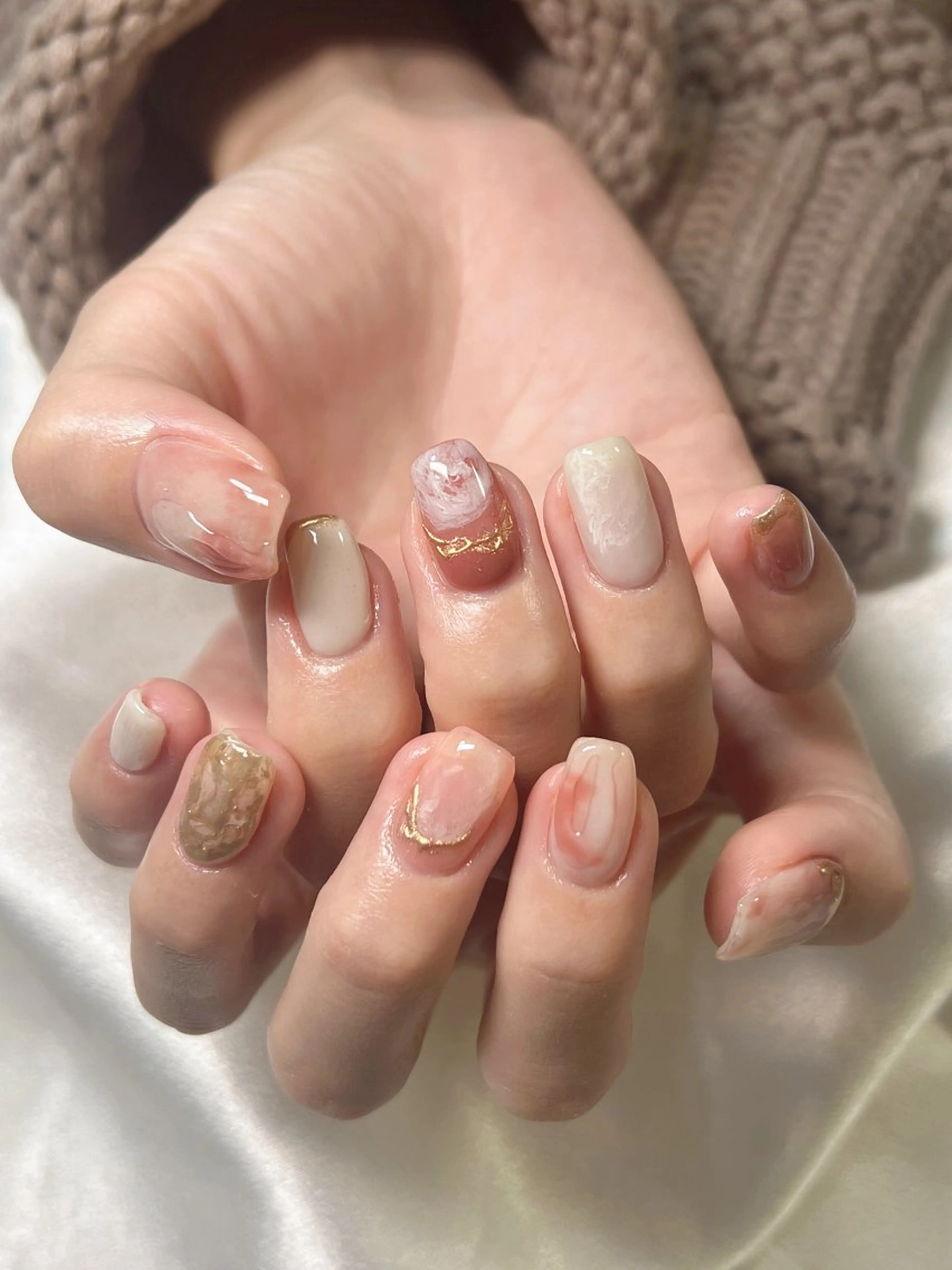 ネイル ハンドネイル ハンドケア Rarity ネイルサロンのネイルデザイン