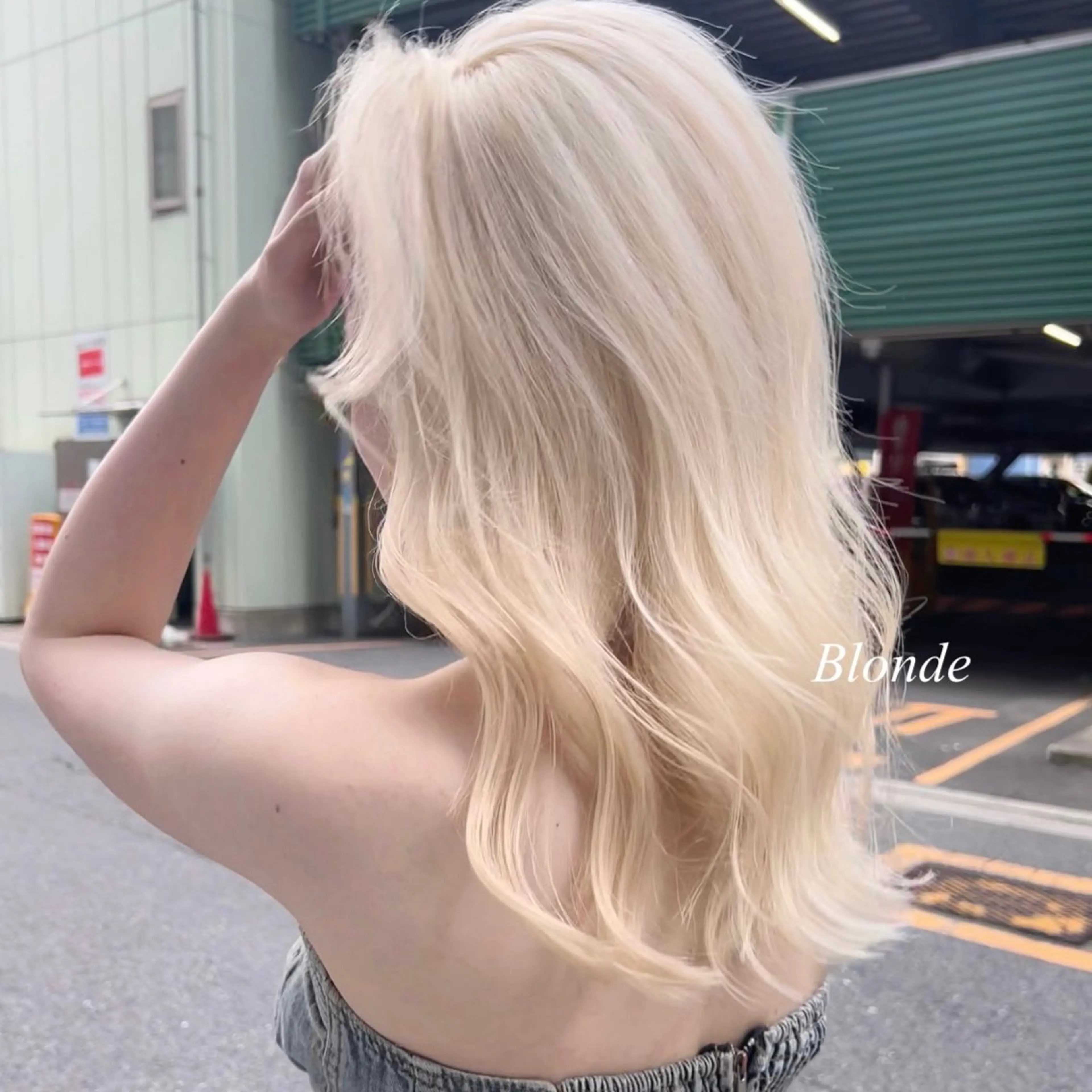 ロング カラー シールエクステ ハイトーンカラー エクステ ヘアカラー トリートメント シールエクステ特化 ハイトーン、NANAのヘアスタイル