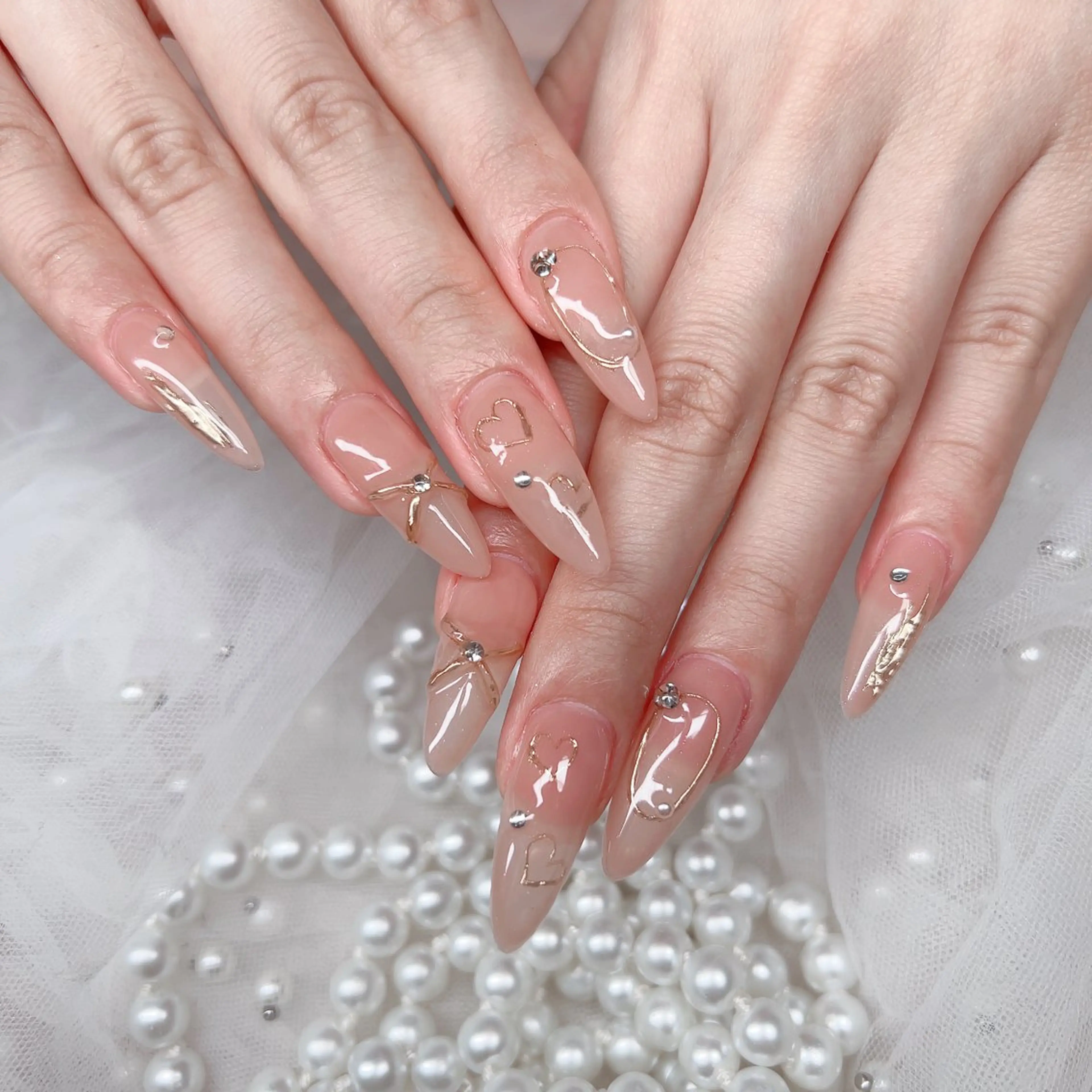 ネイル オーロラネイル フレンチネイル ジェルネイル ガラスフレンチ グラデーション ハンドネイル M🌷nail 長さだし専門店のネイルデザイン