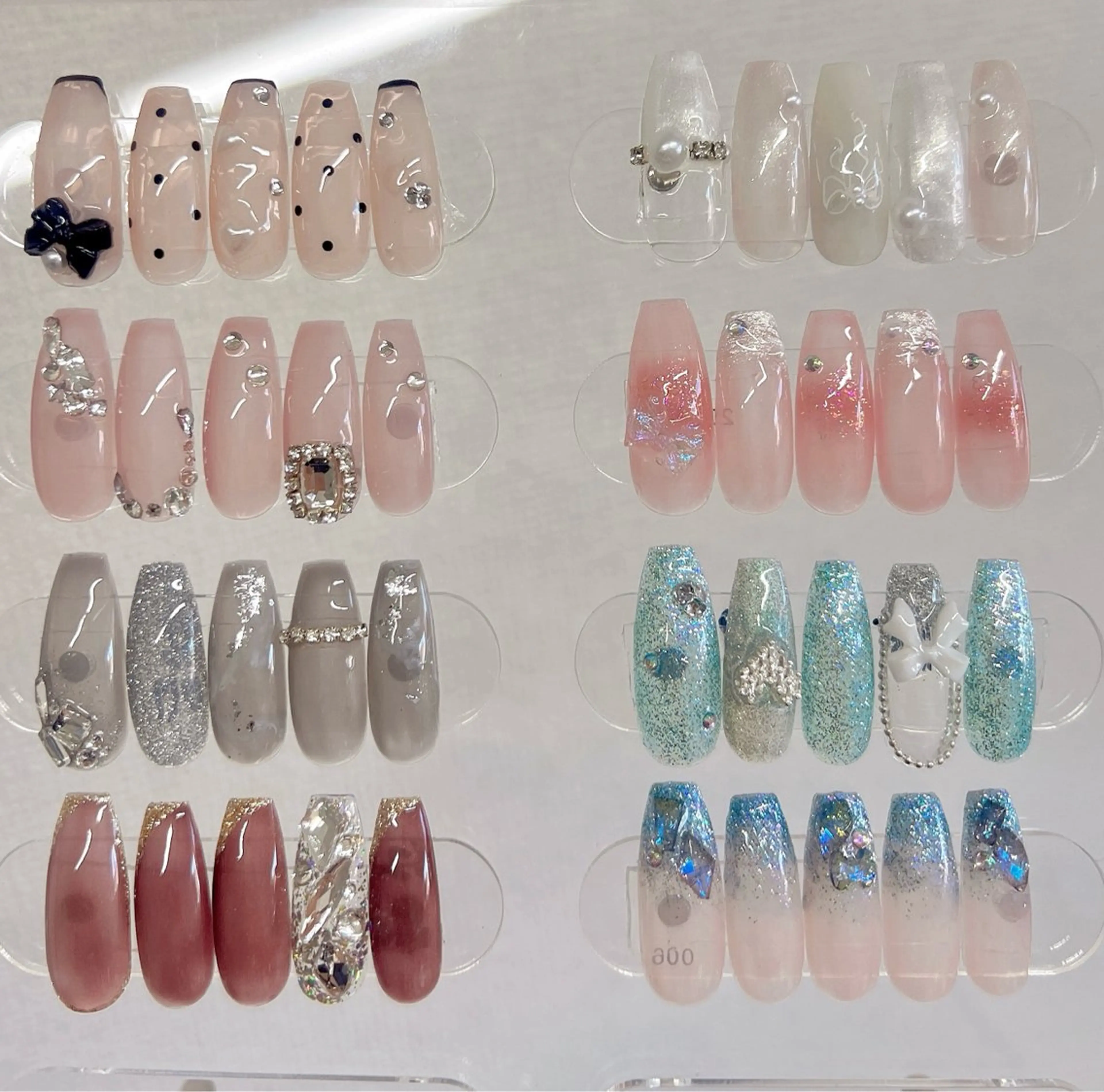 ネイル ワンホンネイル ハンドネイル bijou nails　蓮のネイルデザイン