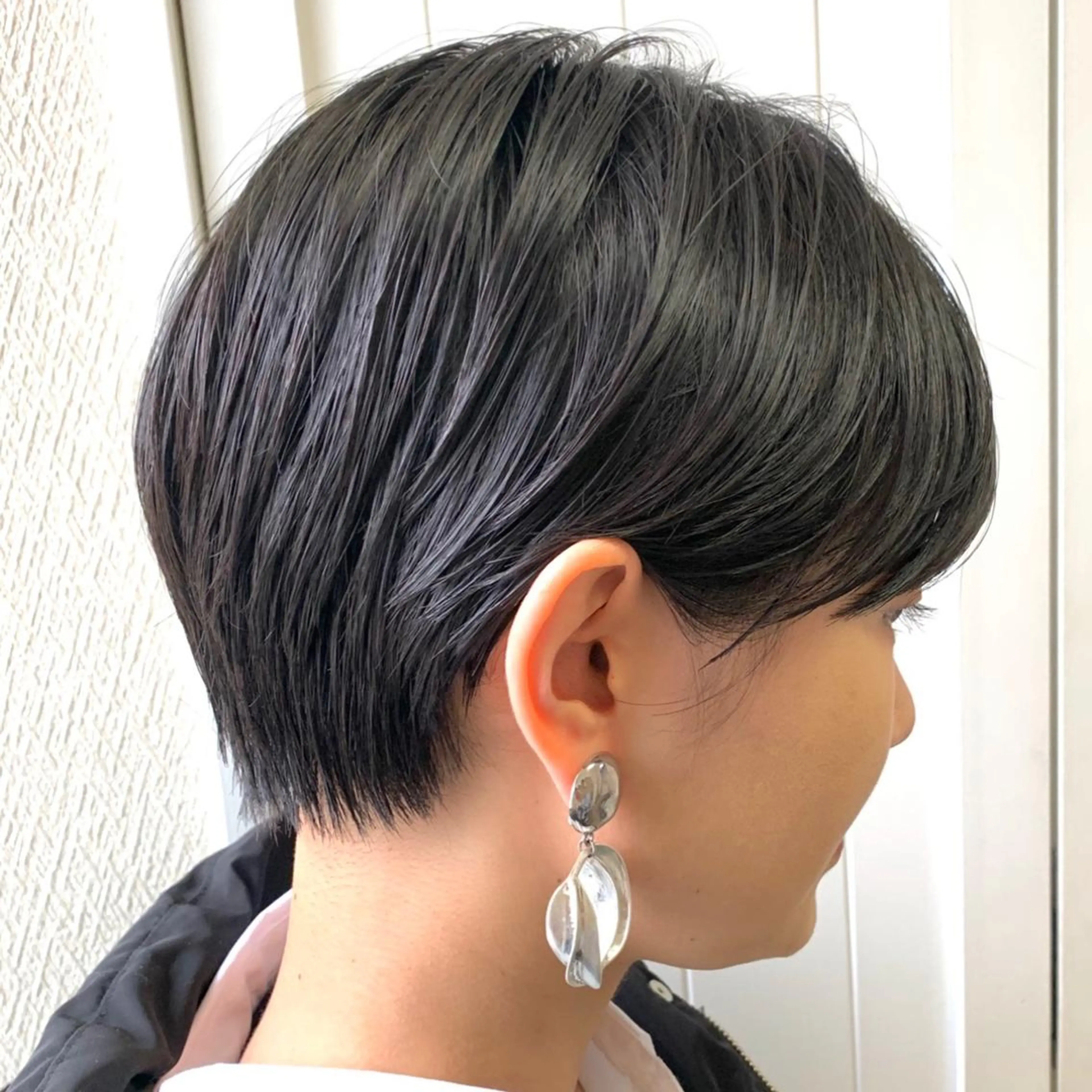 ショート カラー ハンサムショート ショートヘア 韓国ヘア /男女☘️ 細江 美紅のヘアスタイル