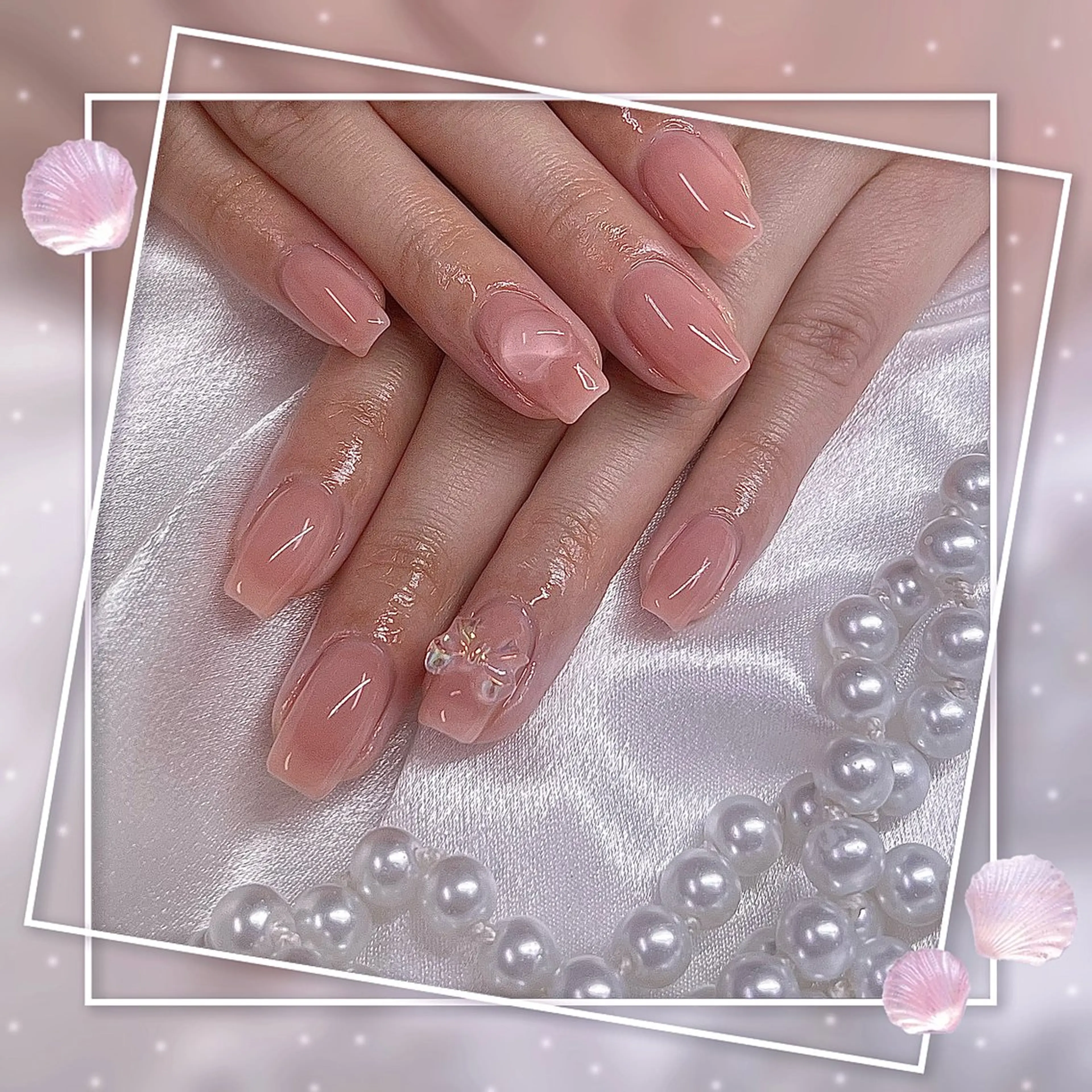 ネイル フレンチネイル グラデーション キラキラネイル 韓国ネイル マグネットネイル Chill Nailsalonのネイルデザイン