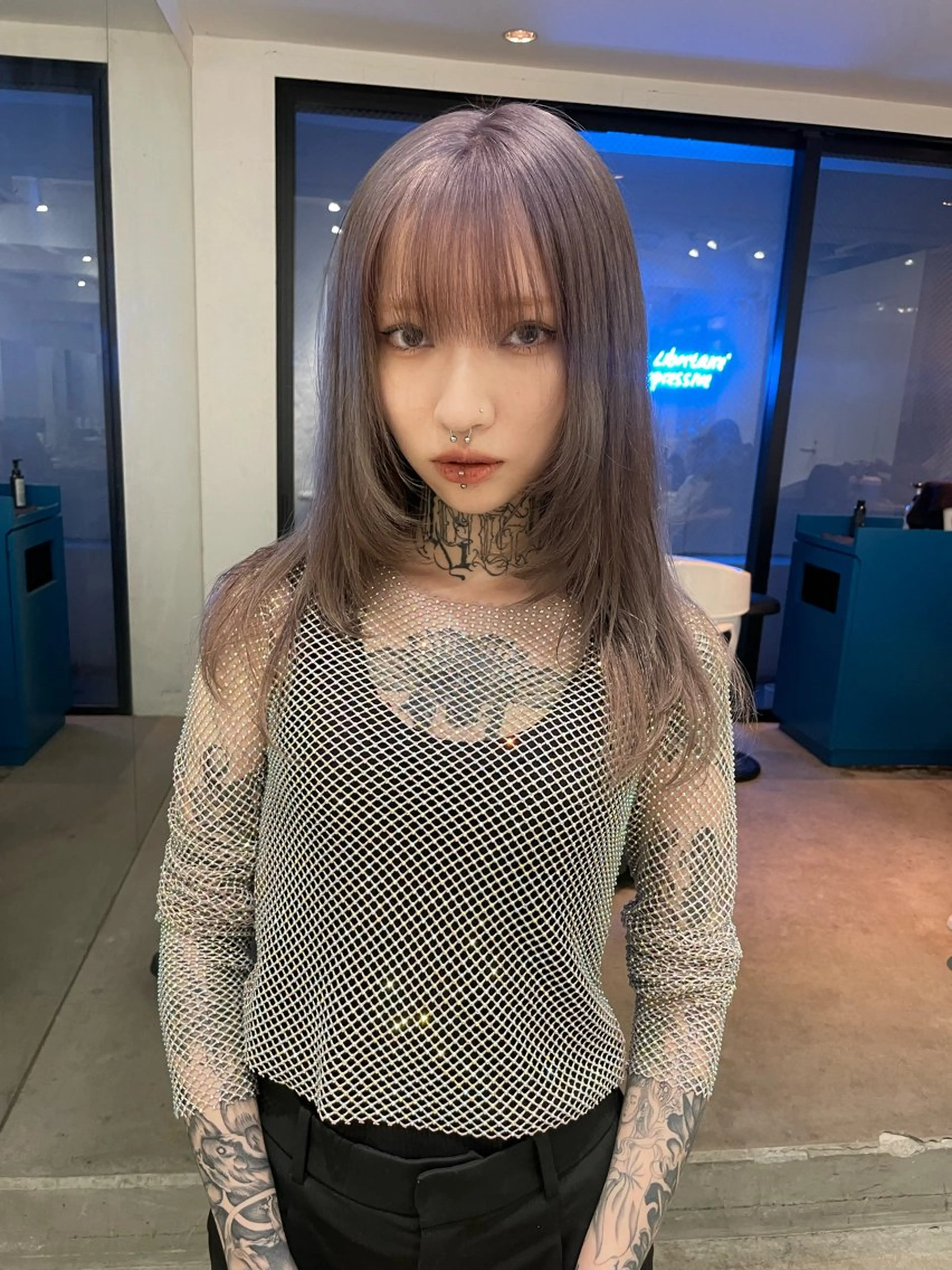 ロング カラー バレイヤージュ ブリーチ ケアブリーチ デザインカラー ダブルカラー ヘアカラー トリートメント スパイラルパーマ 🌐hina⭐️のヘアスタイル