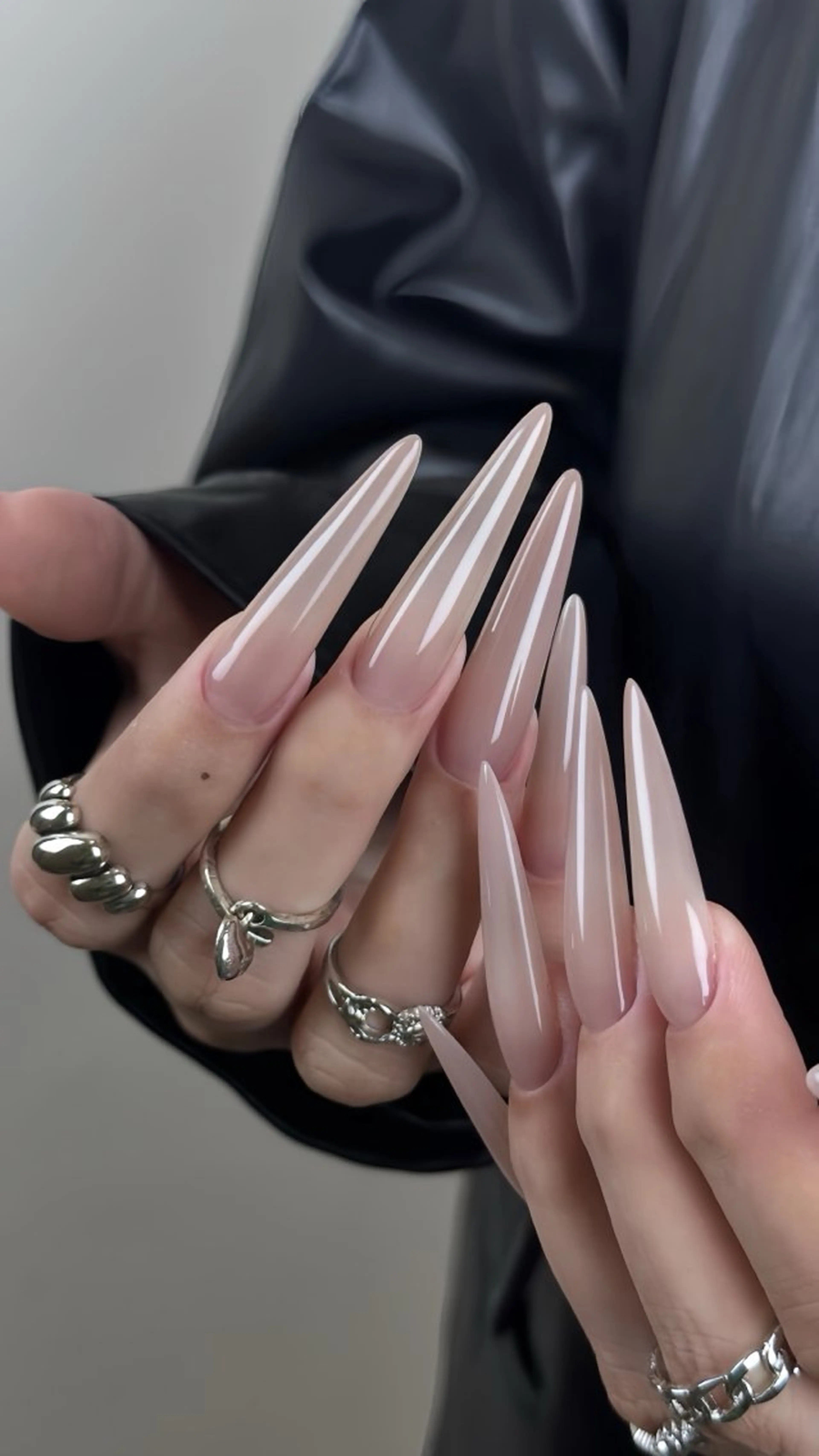 ネイル アートネイル ロングネイル スカルプネイル ネイルチップ ハンドネイル Rin Nail 新大久保店のネイルデザイン