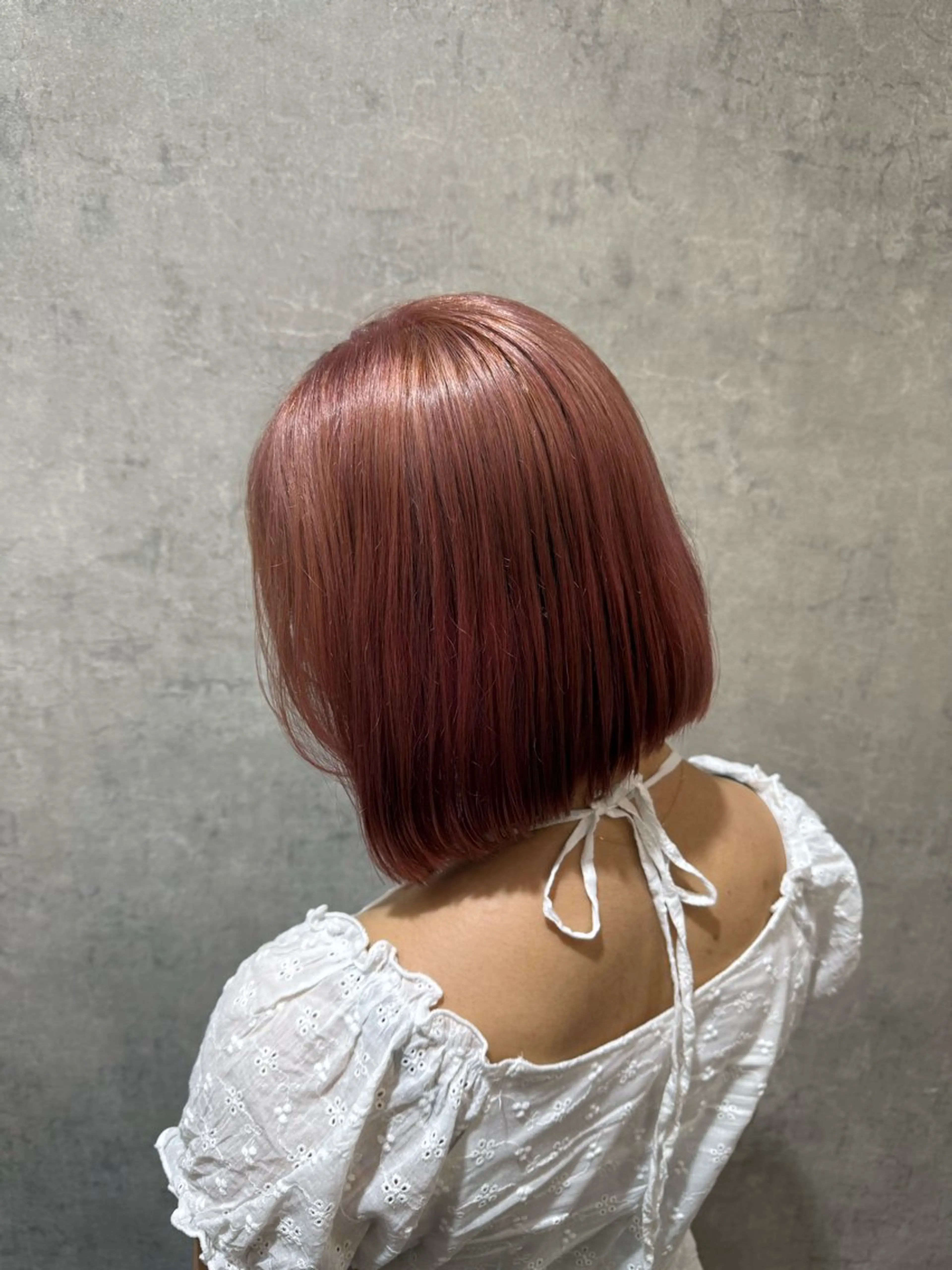 ショート カラー ピンクカラー ヘアカラー レイヤー/コテパーマ 松本　希愛のヘアスタイル