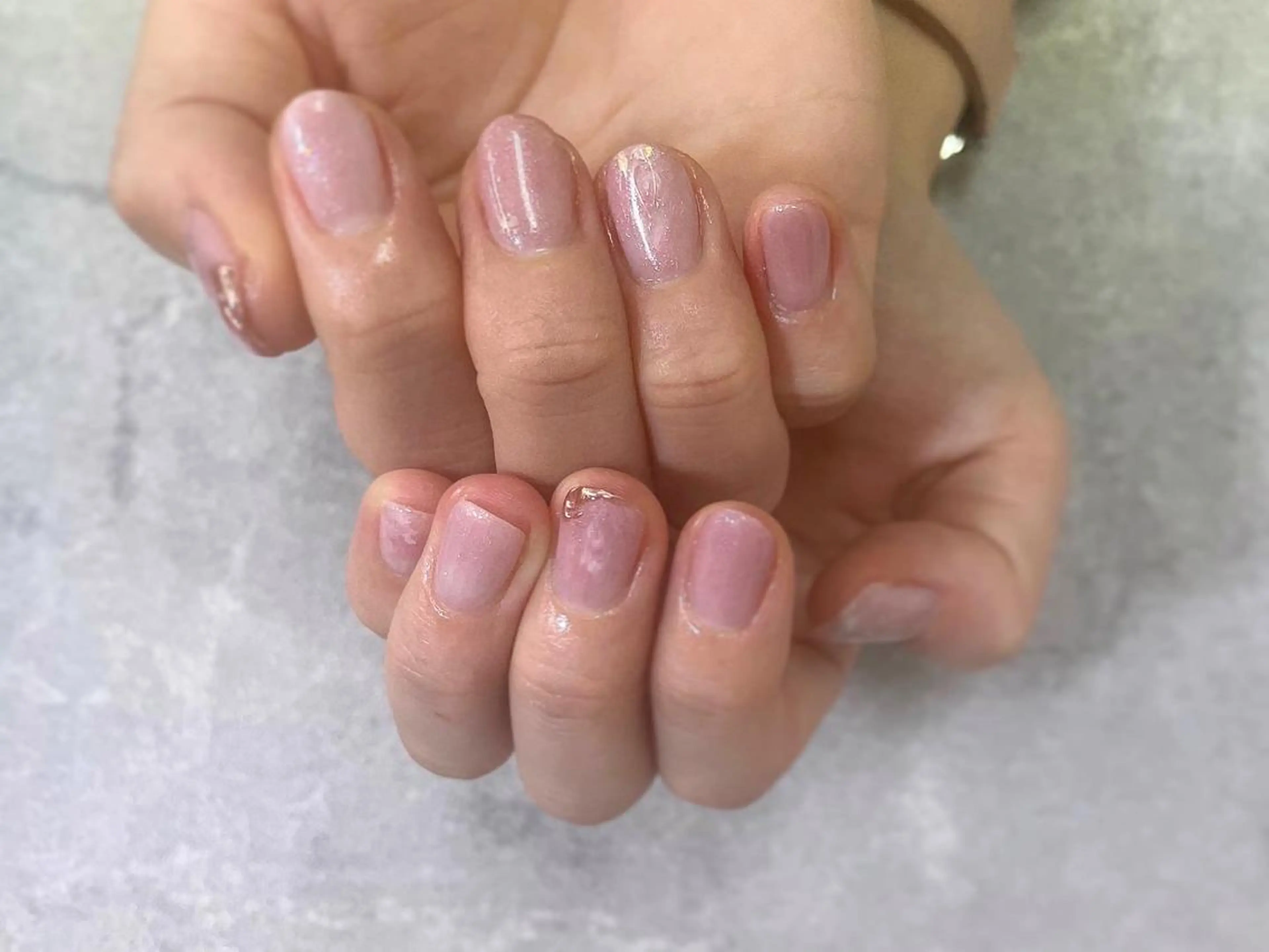 ネイル ニュアンスネイル シンプルネイル ハンドネイル foglia❁﻿. ⌇﻿imamuraのネイルデザイン