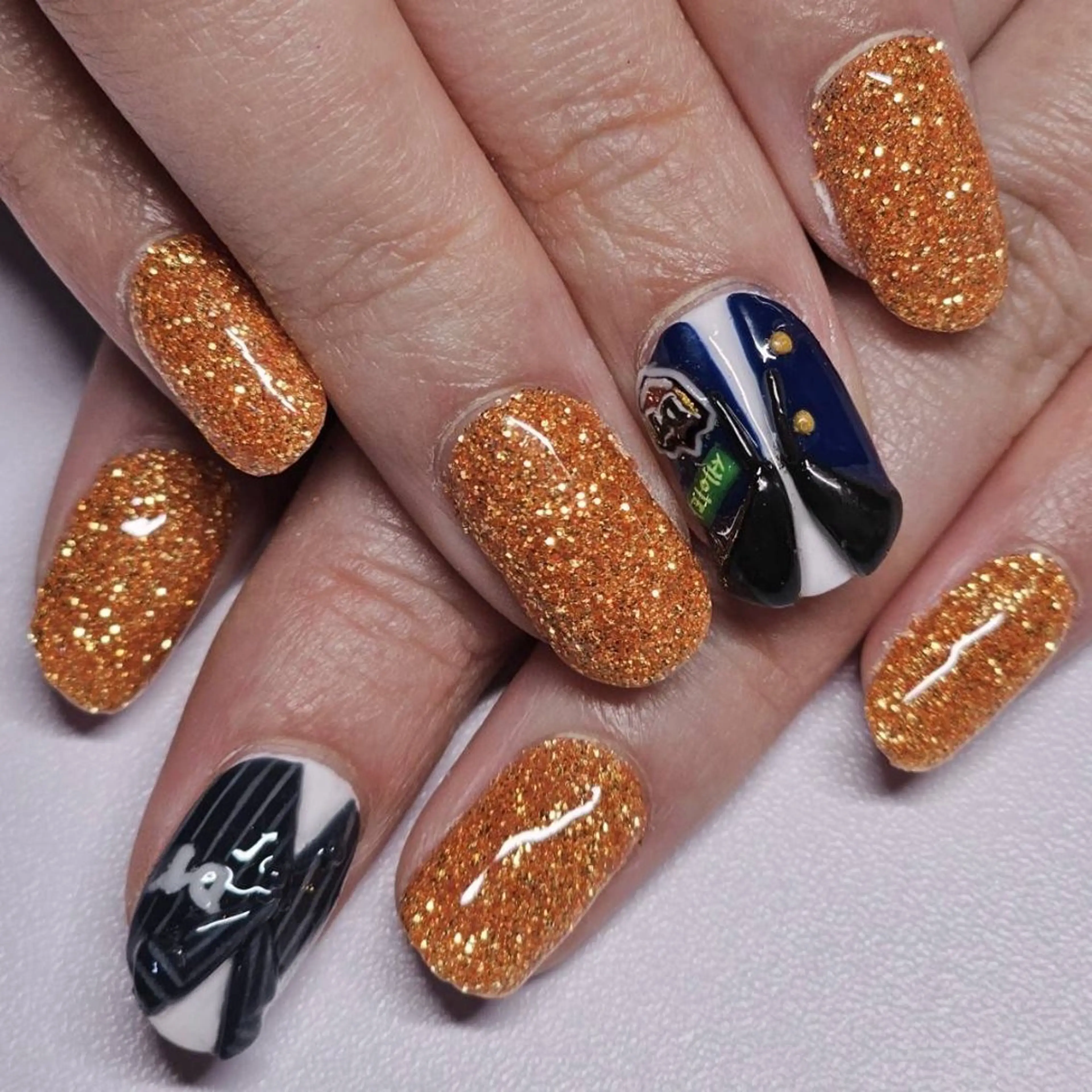 ネイル アートネイル ラメ(グリッター) ワンカラーネイル オレンジ ハンドネイル よしだ ひろきのネイルデザイン