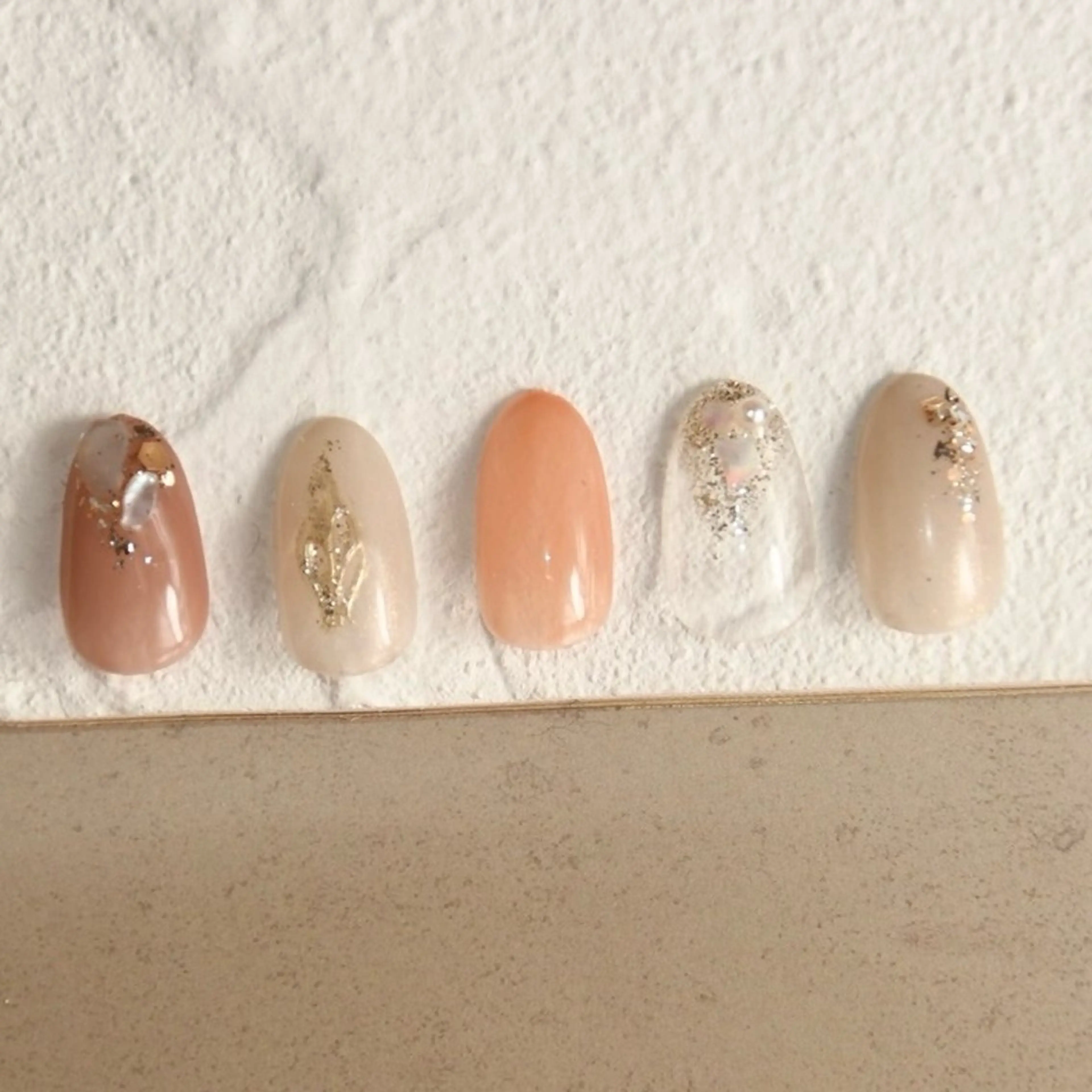 ネイル ジェルネイル ミラーネイル ニュアンスネイル オフィスネイル ショートネイル kiu nailsalonのネイルデザイン