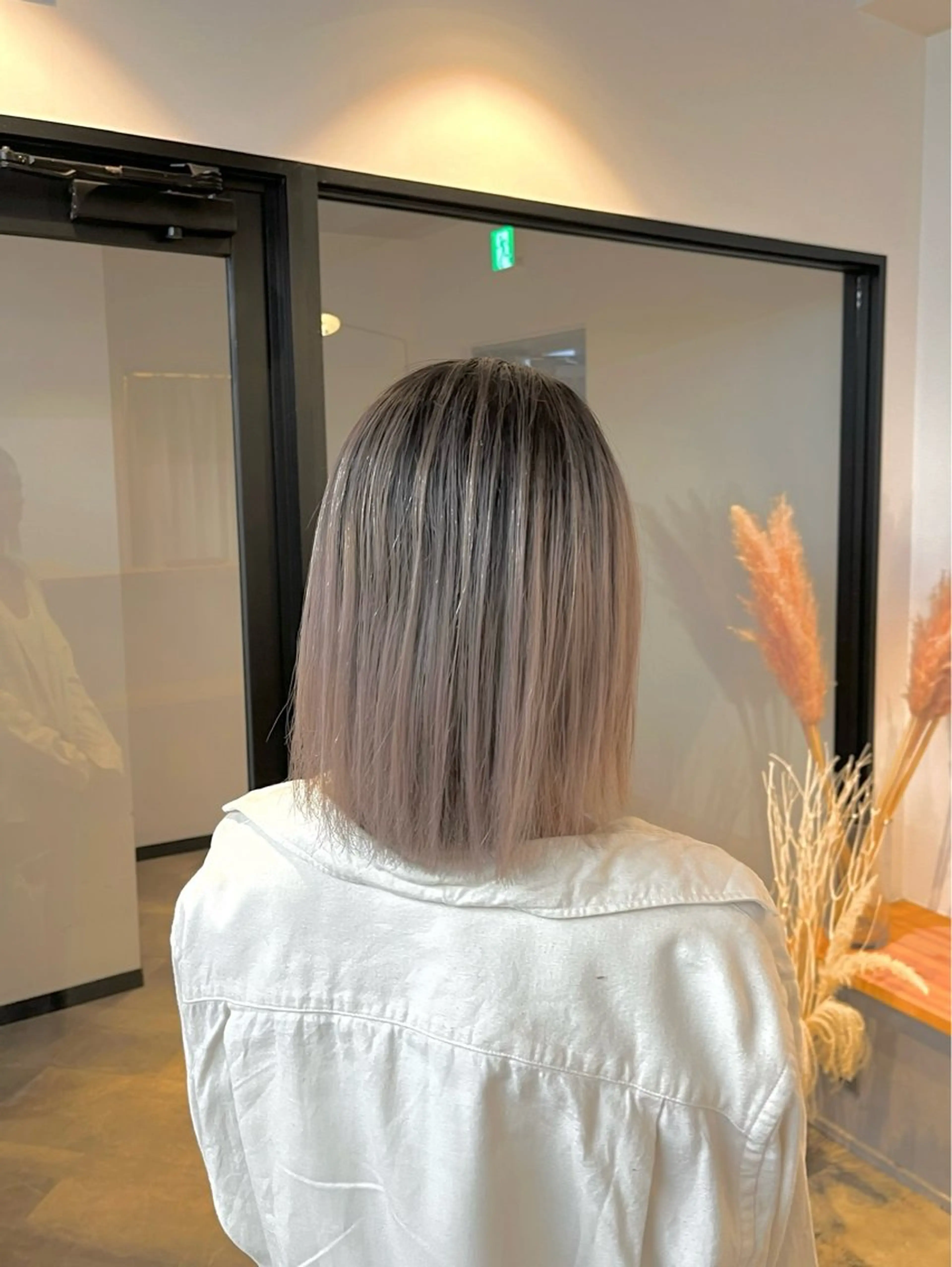 ミディアム カラー ヘアカラー ハイトーンカラ ー/小川のヘアスタイル