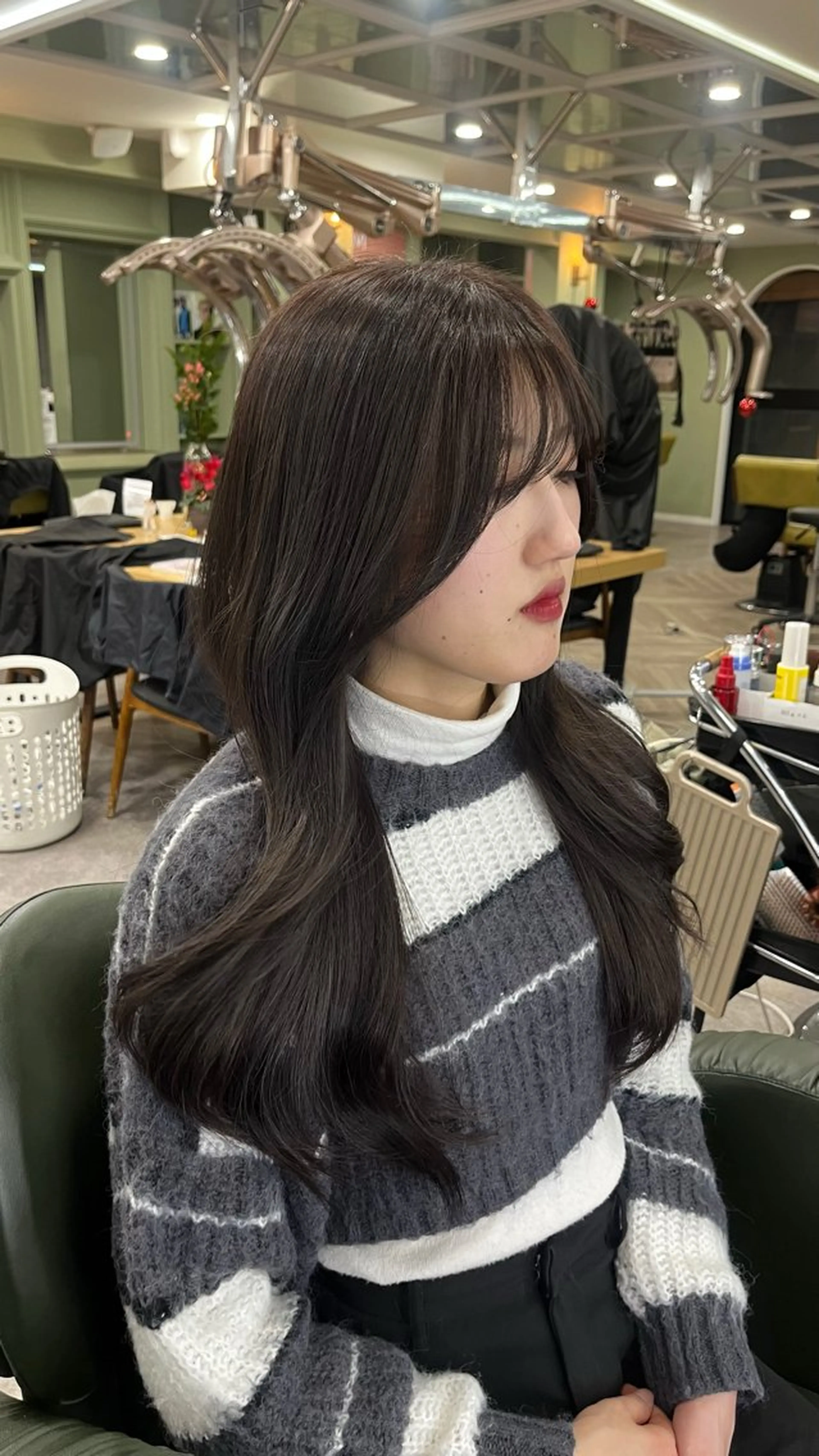 ロング カラー 透明感カラー グレージュ アイスグレージュ AYANE ◝✩韓国ヘアのヘアスタイル