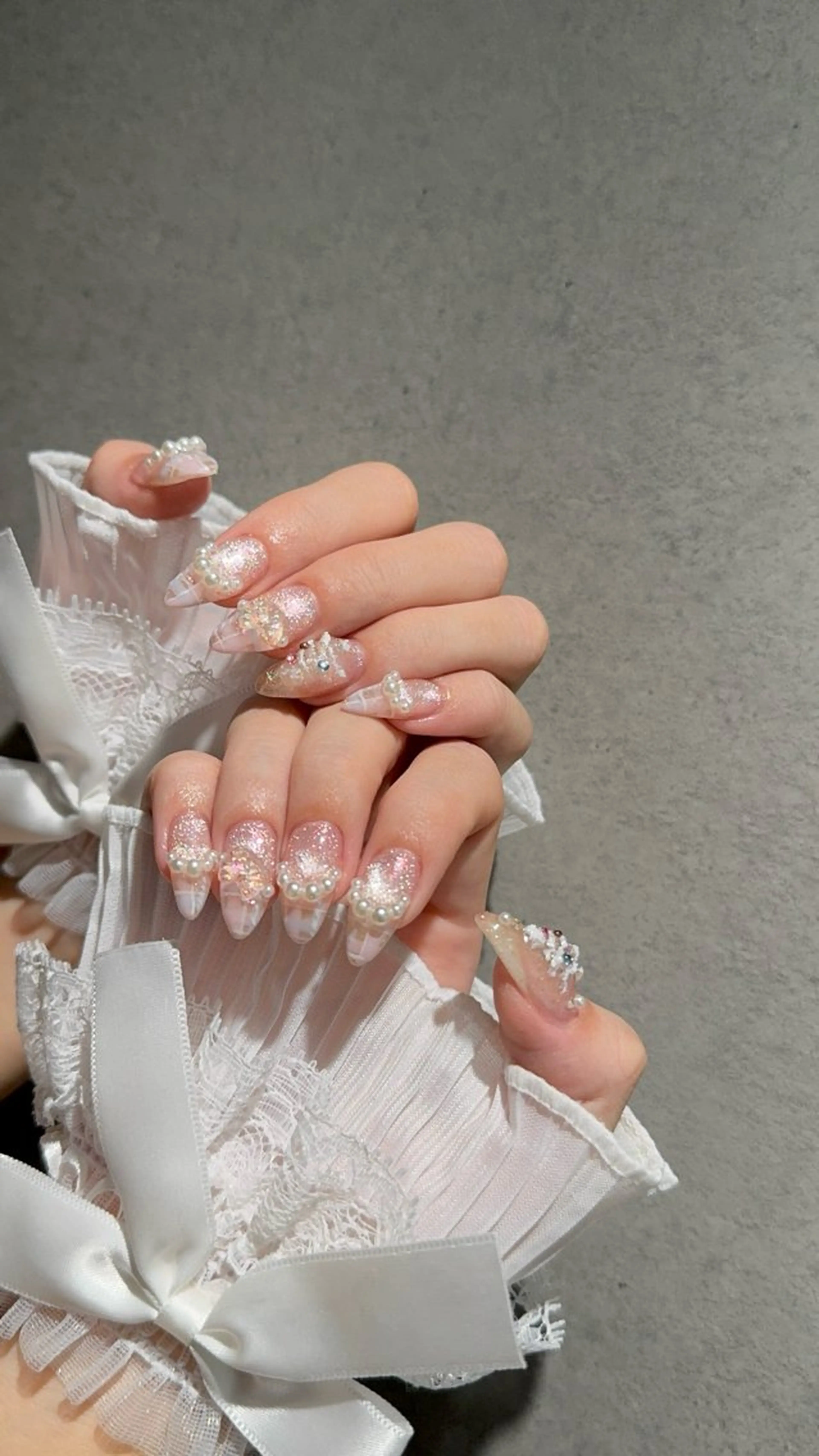 ネイル I-nailロング /ワンホン/キラキラのネイルデザイン