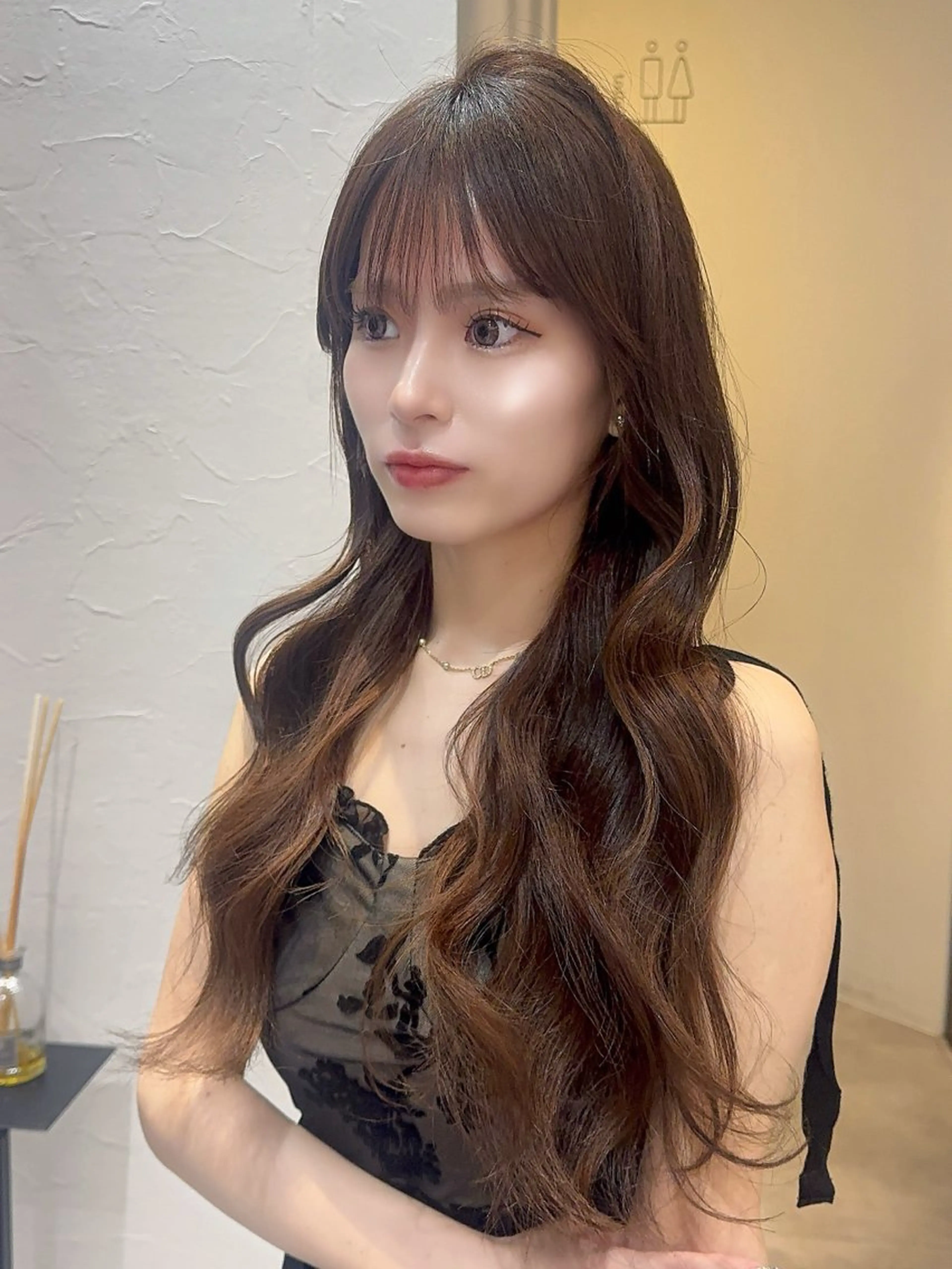 ロング ヘアアレンジ りん/ワンホン/艶髪 ／小顔顔周りカットのヘアスタイル