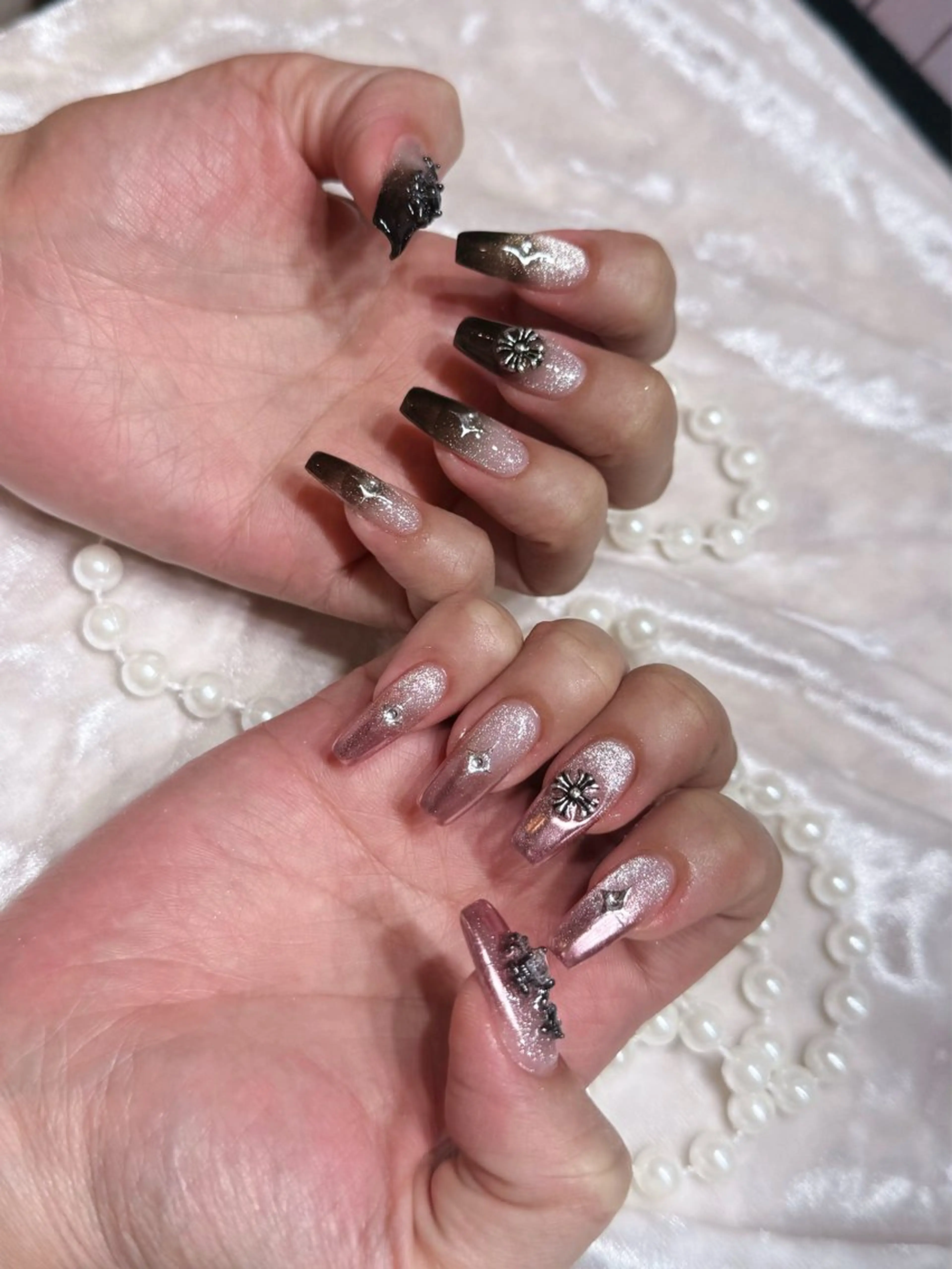 ネイル アートネイル フットネイル ジェルネイル ハート マグネットネイル Babarla　Nail　Salon所属・babarla Nailのネイルデザイン