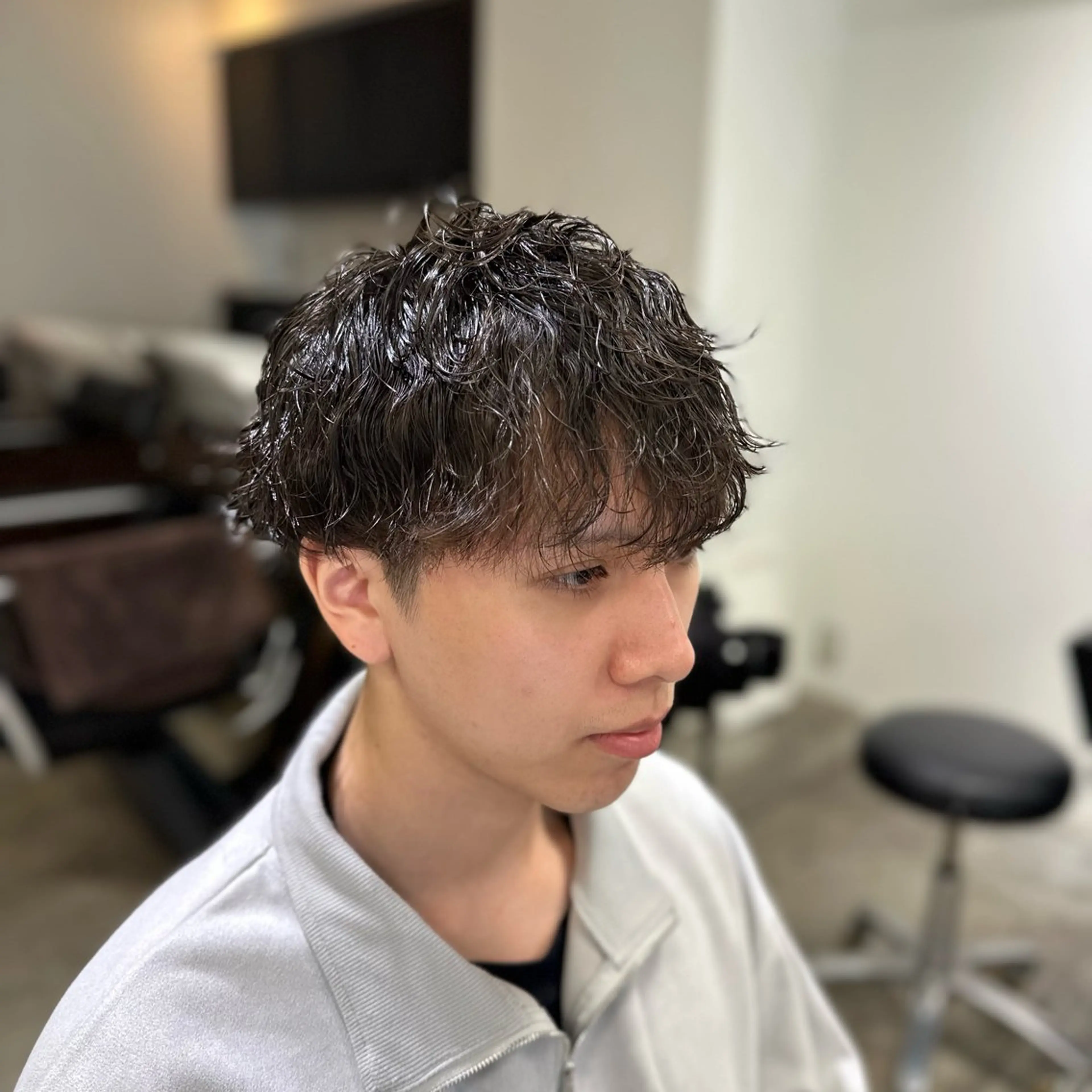 パーマ メンズ 波巻きパーマ カット パーマ トリートメント ボブ/レイヤー/透明 感カラー/Dai🌿のヘアスタイル