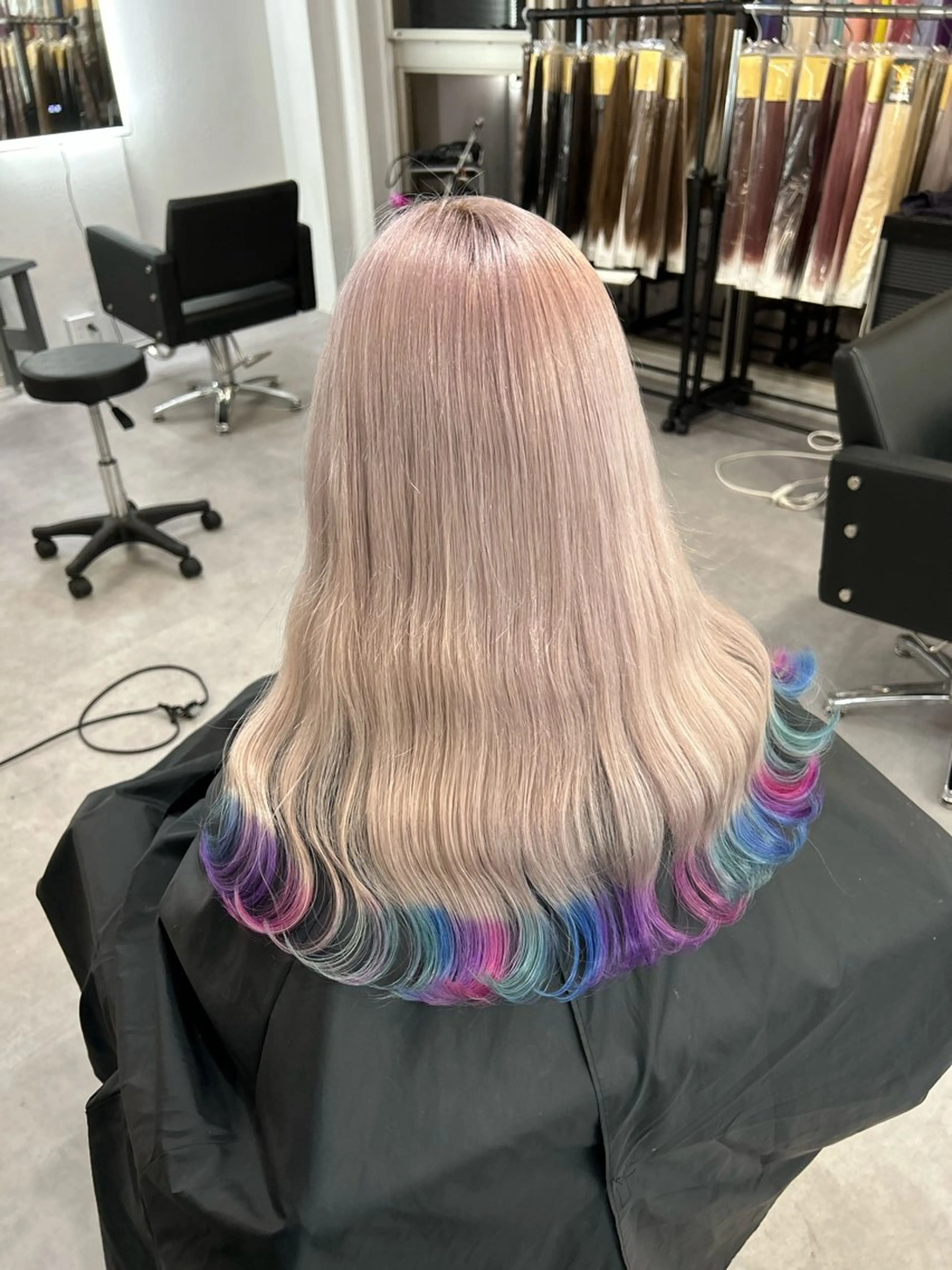 ロング カラー Cielro/ダブル カラー/西田咲希のヘアスタイル