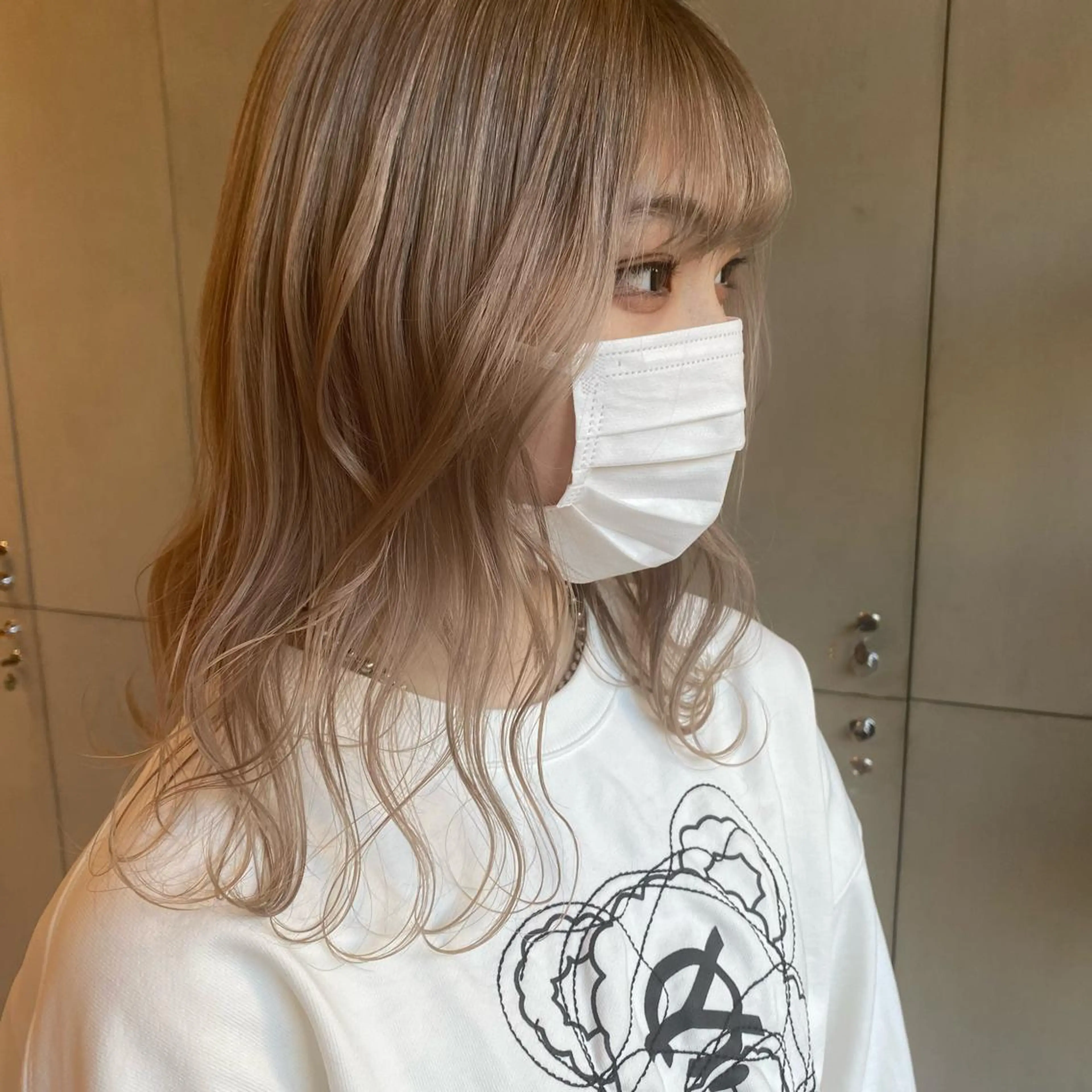 ミディアム カラー ブリーチ ケアブリーチ ヘアカラー アオヌマミユ☁️ /ボブ/ハイトーン/のヘアスタイル