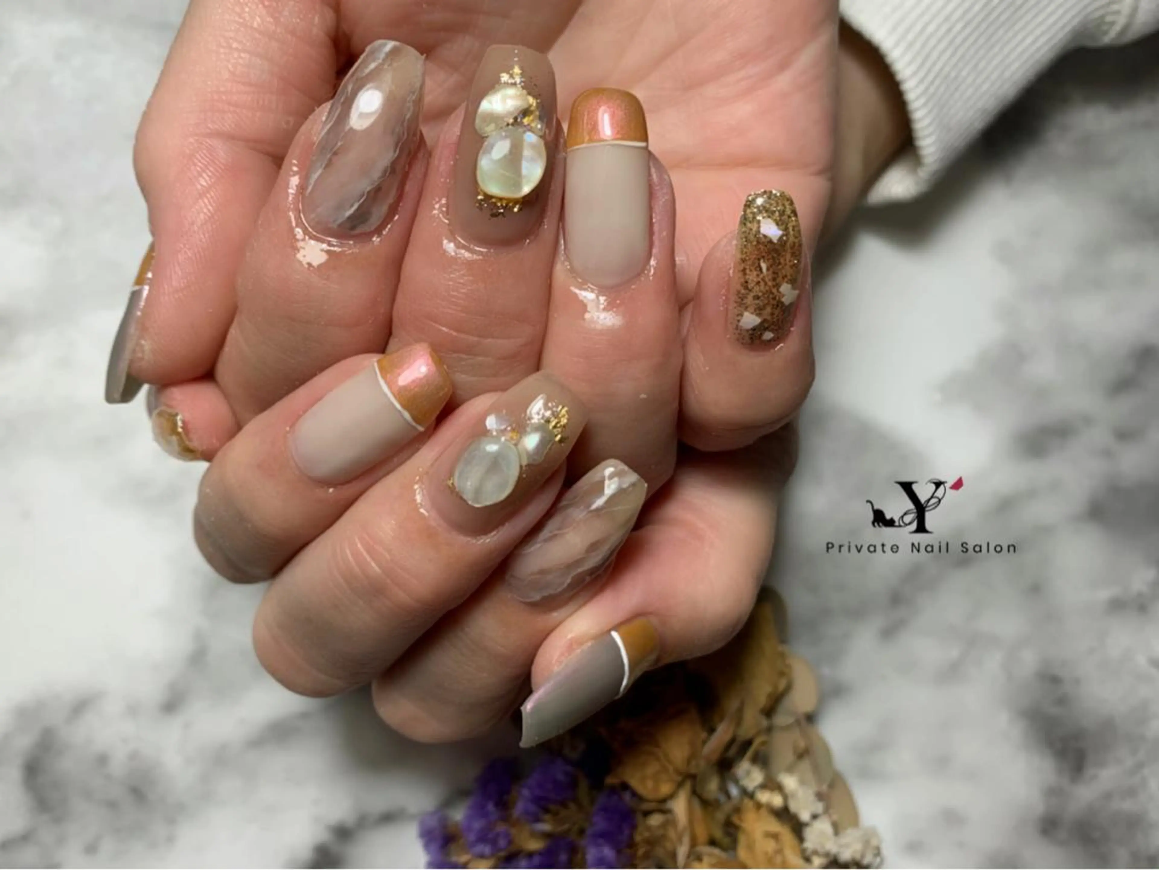 ネイル ハンドネイル KADONO YUIKAのネイルデザイン