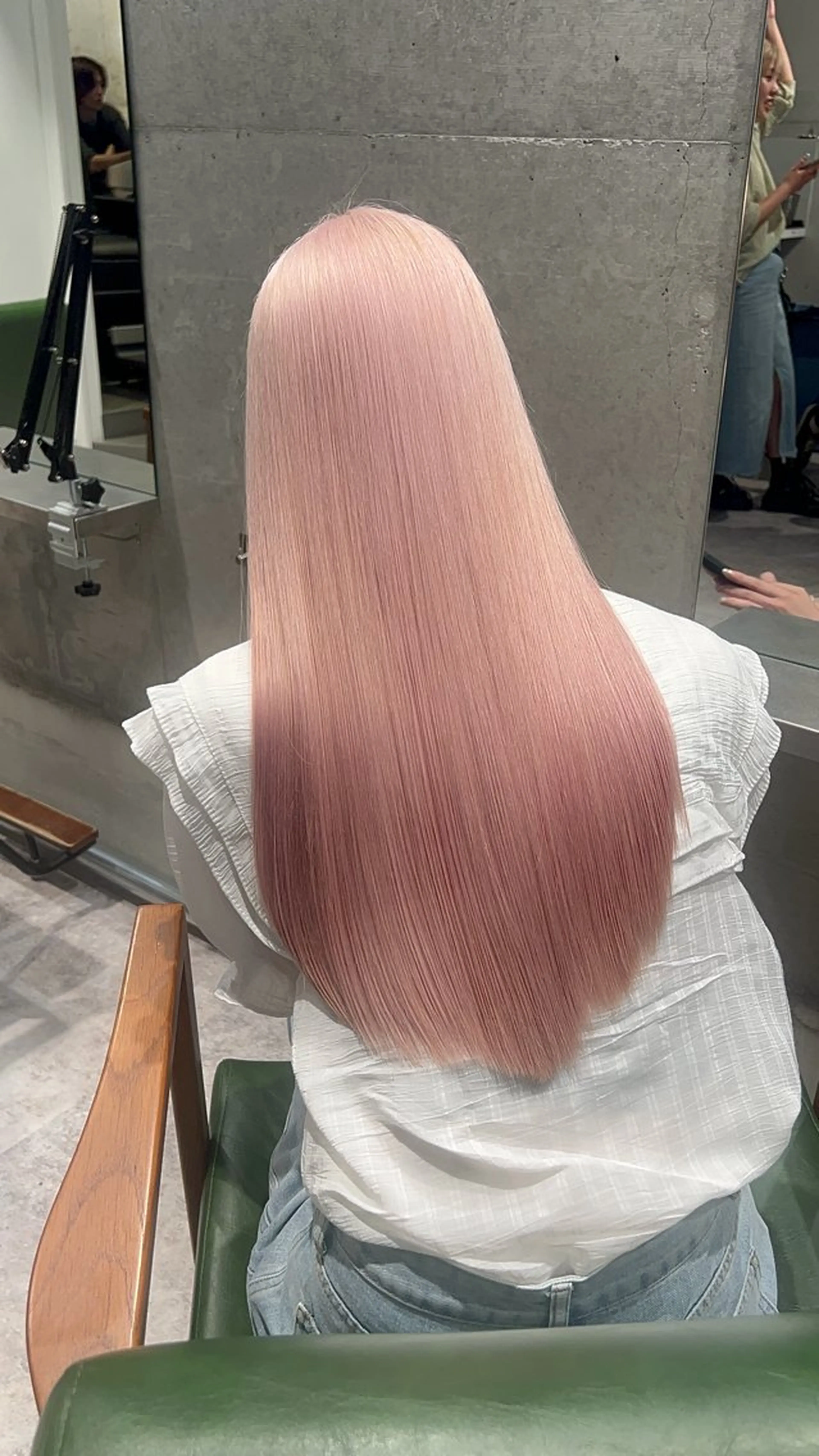 ロング ハイトーン特化 名古屋/たまきのヘアスタイル