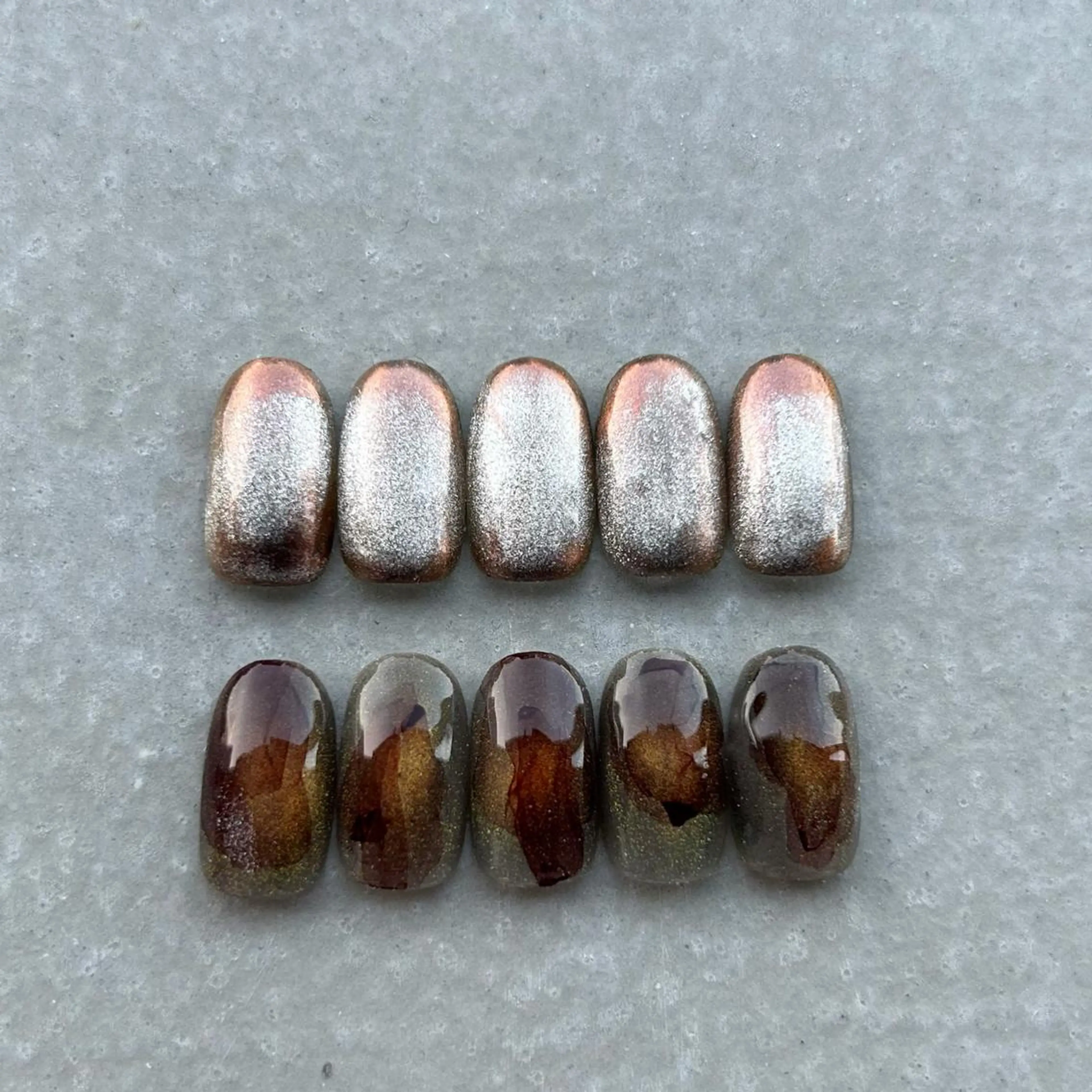 ネイル ブラウン カジュアル 氷ネイル・うるうるネイル キラキラネイル マグネットネイル ハンドネイル ハンドケア lylynail YUUKAのネイルデザイン