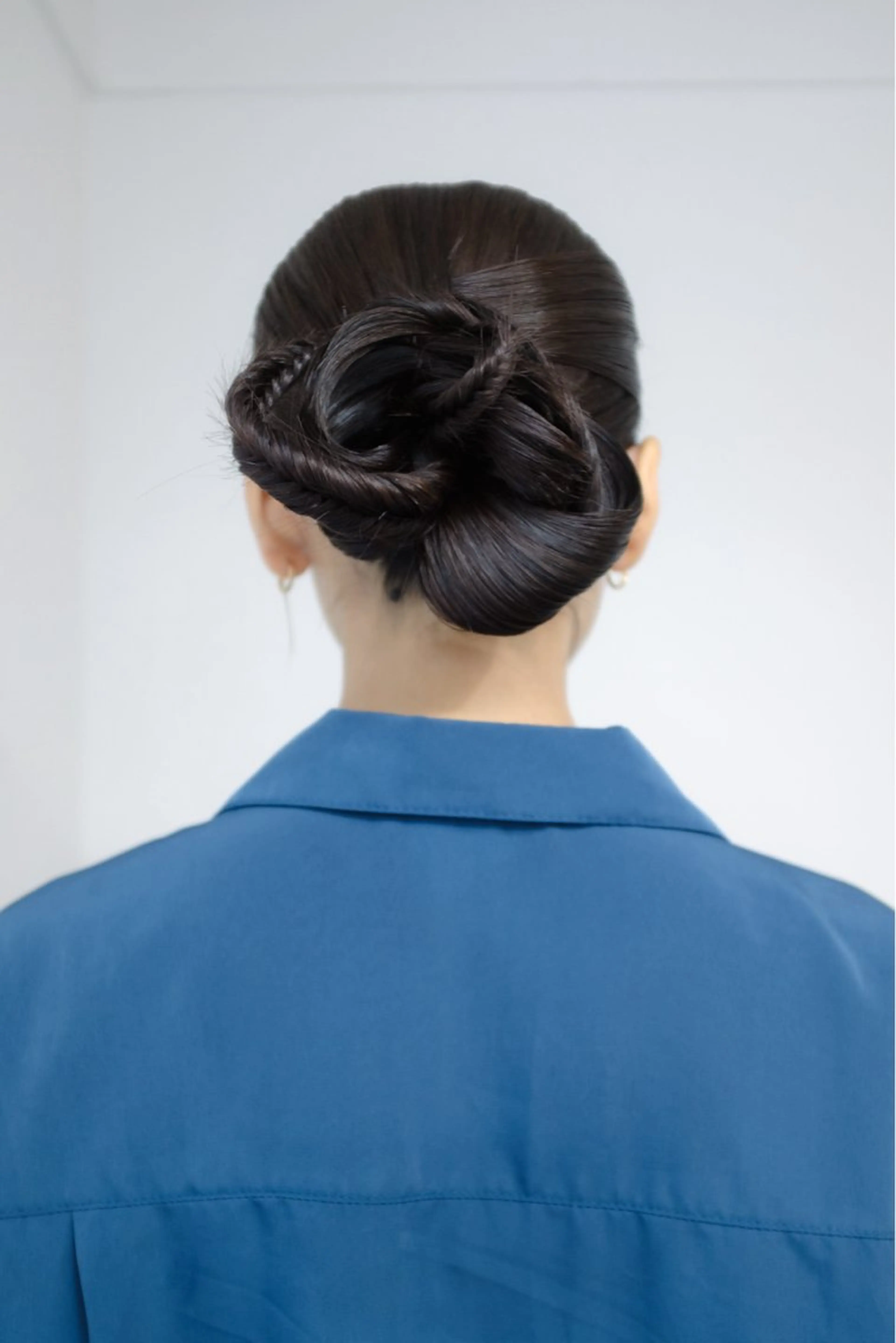 ロング ヘアアレンジ 🦠デザインカラー/ 魚瀬あおい🦠のヘアスタイル