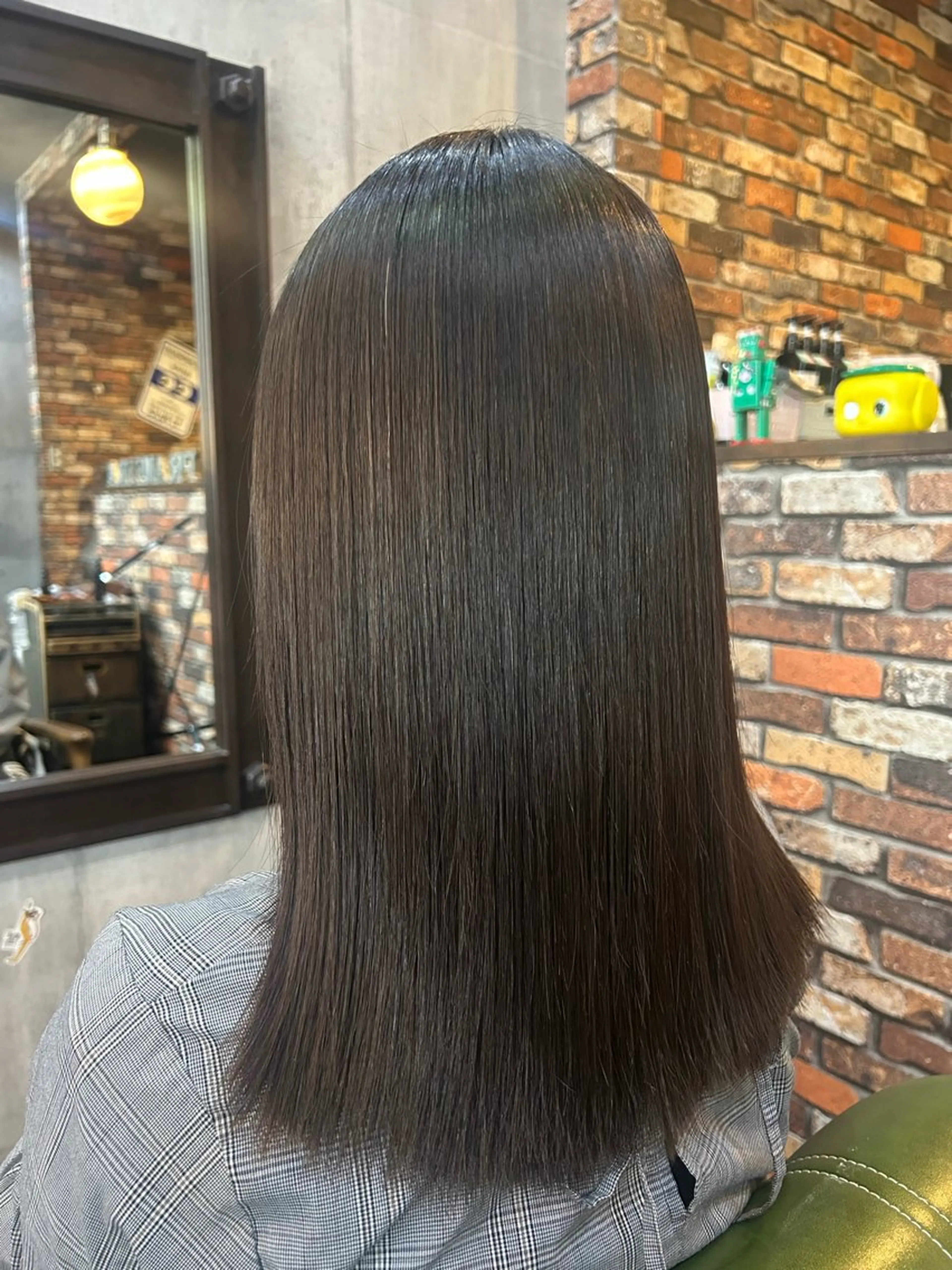 セミロング higashi chiriのヘアスタイル