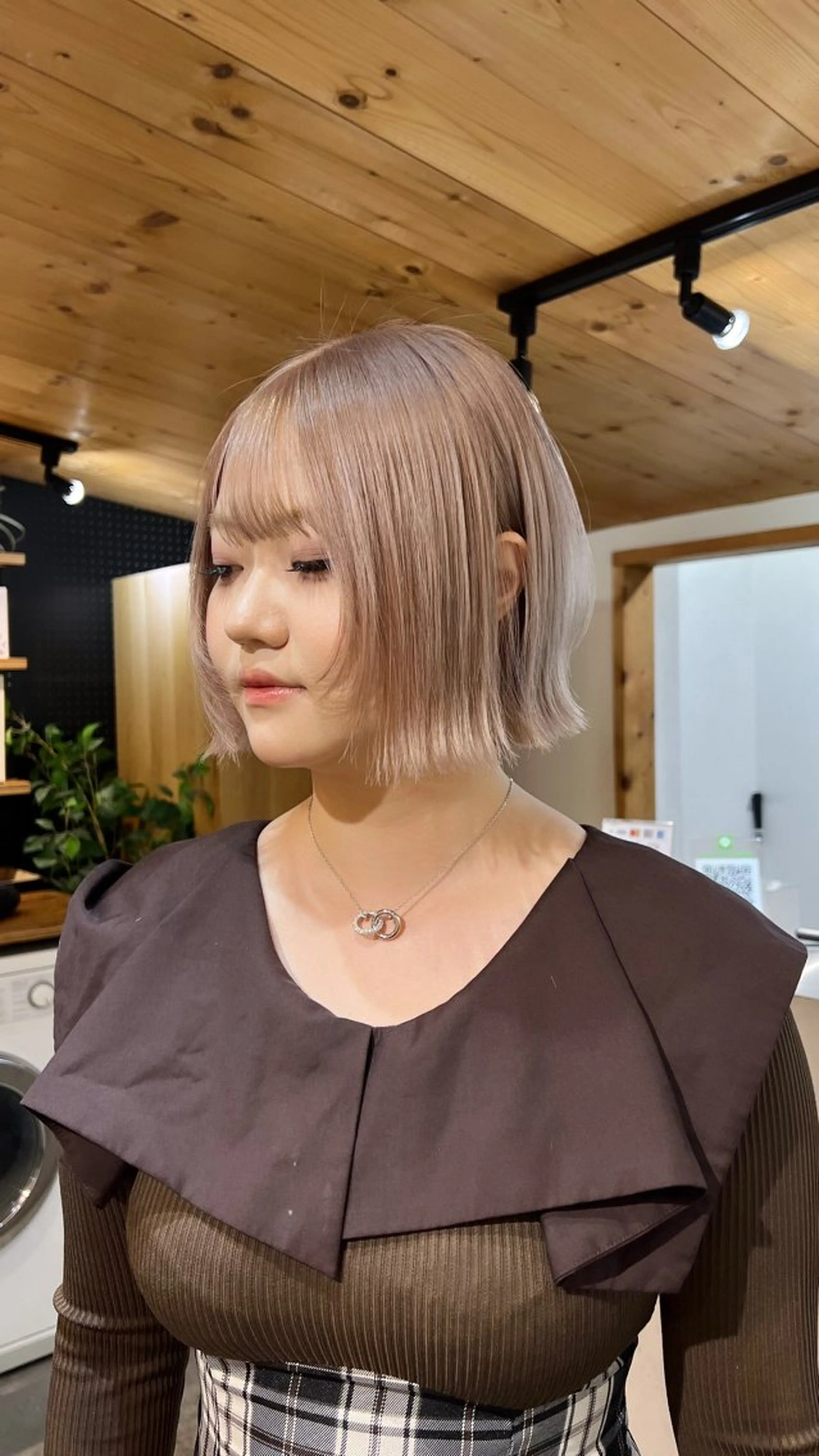ミディアム ヘアカラー 暖色カラー/レイヤー カット☁️MEI☁️のヘアスタイル