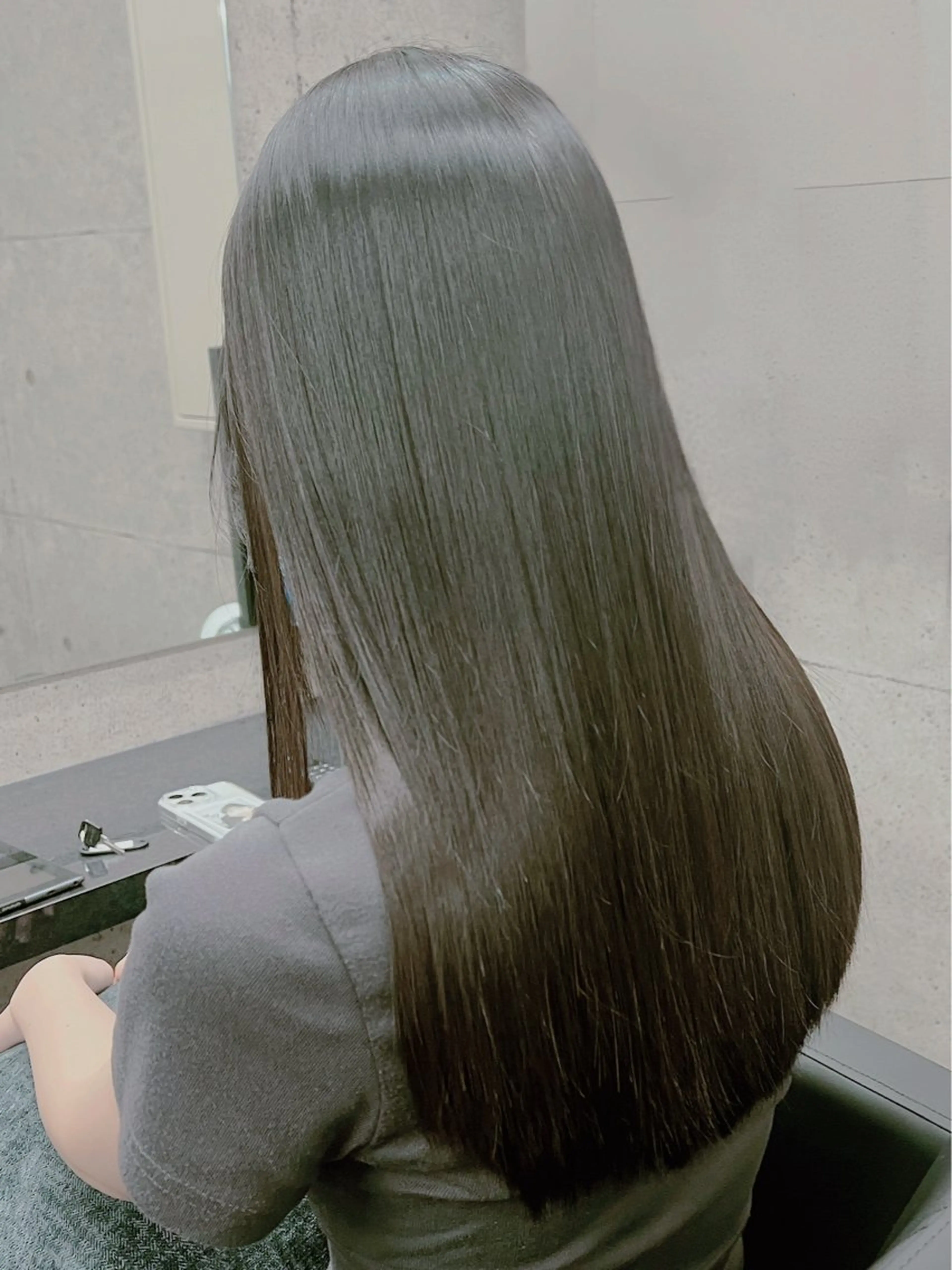 【シルクの指通り】酸性縮毛矯正(クセストパー)×カット×高濃度TR｜従来の硬さがなく、地毛のように柔らかい究極の髪質改善の写真