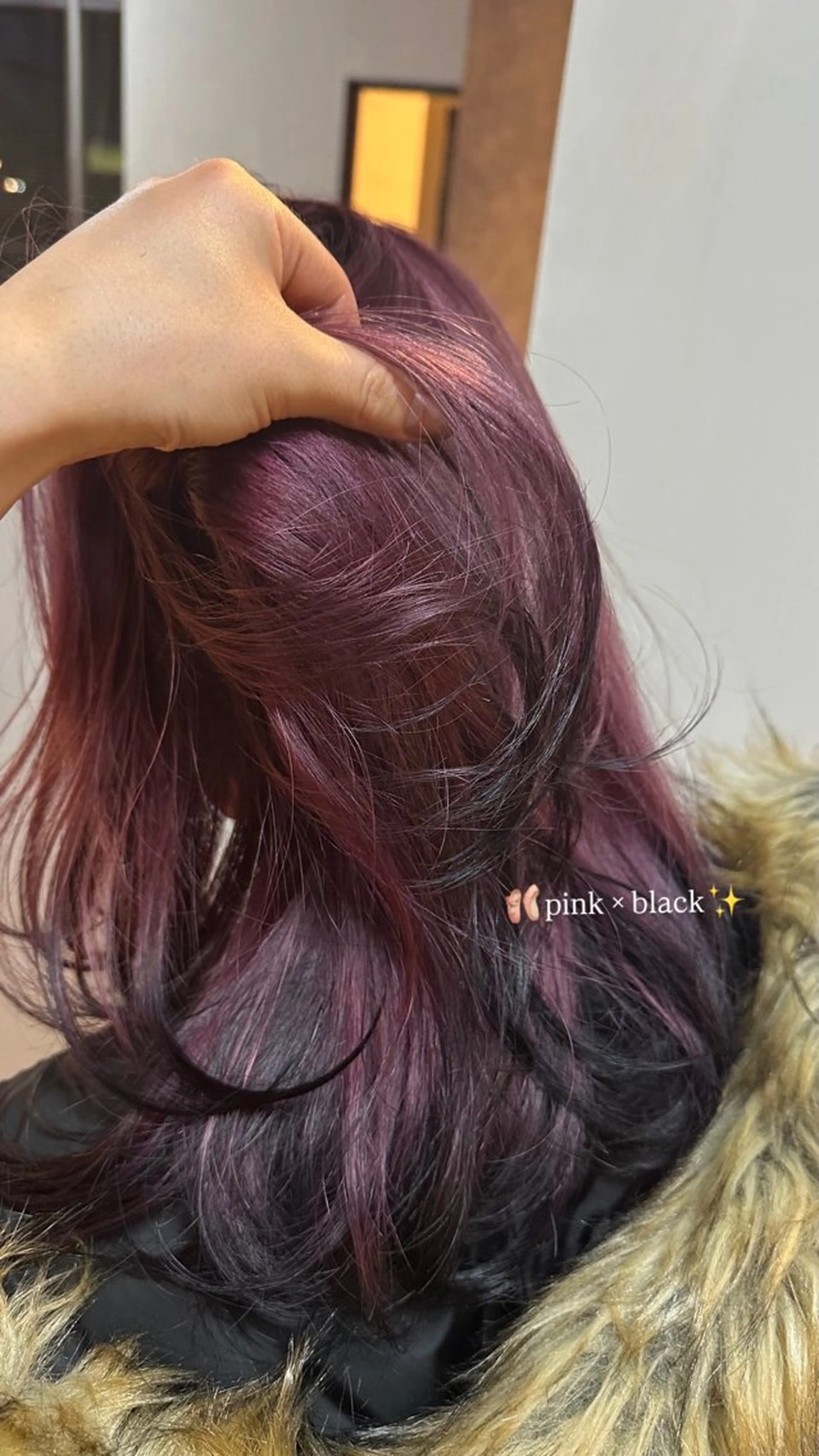 ロング ヘアカラー 坂庭 美夢のヘアスタイル