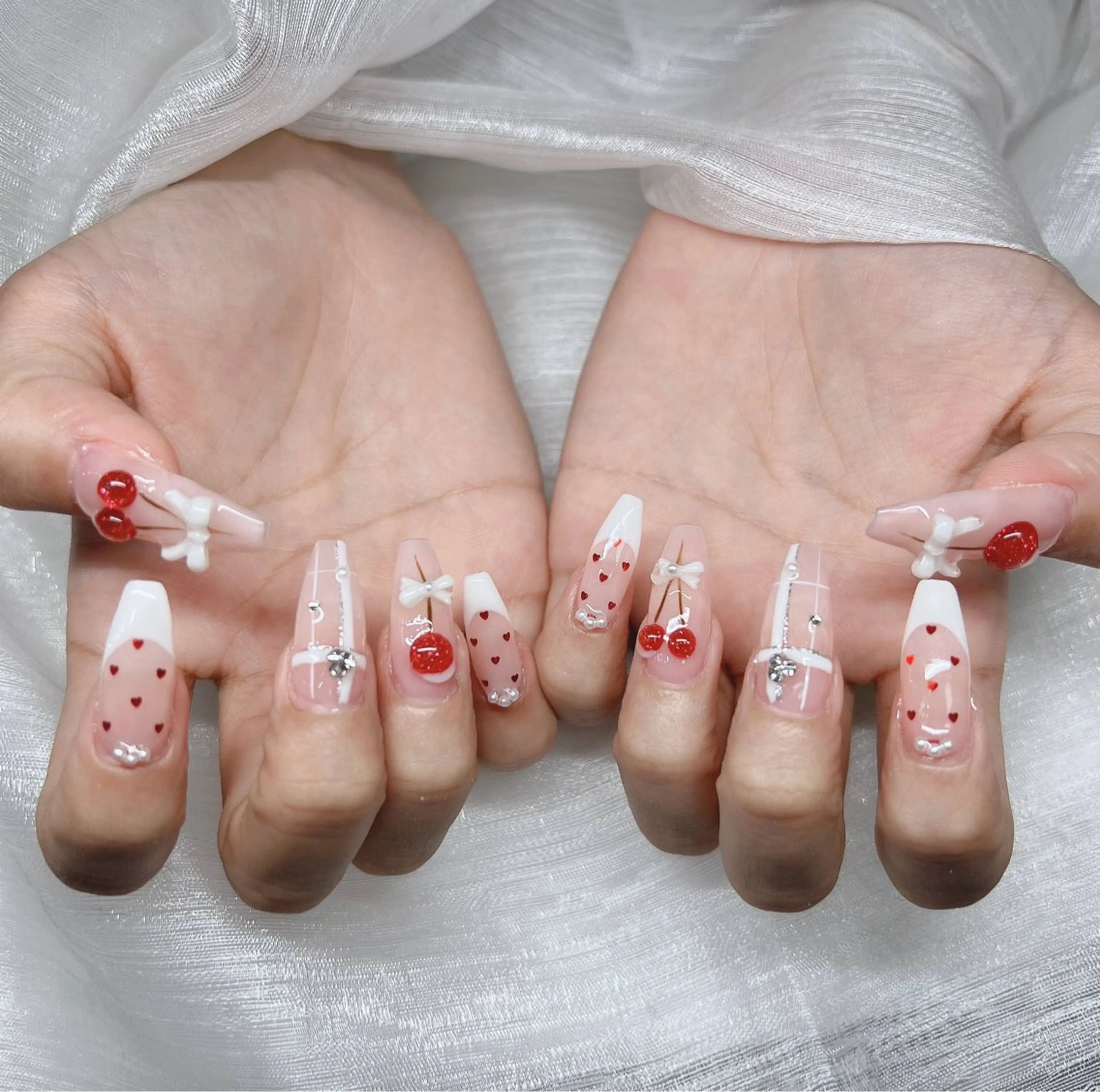 ネイル 長さ出し グラデーション キラキラネイル マグネットネイル ニュアンスネイル Lee Nails チップ長さだし専門店のネイルデザイン