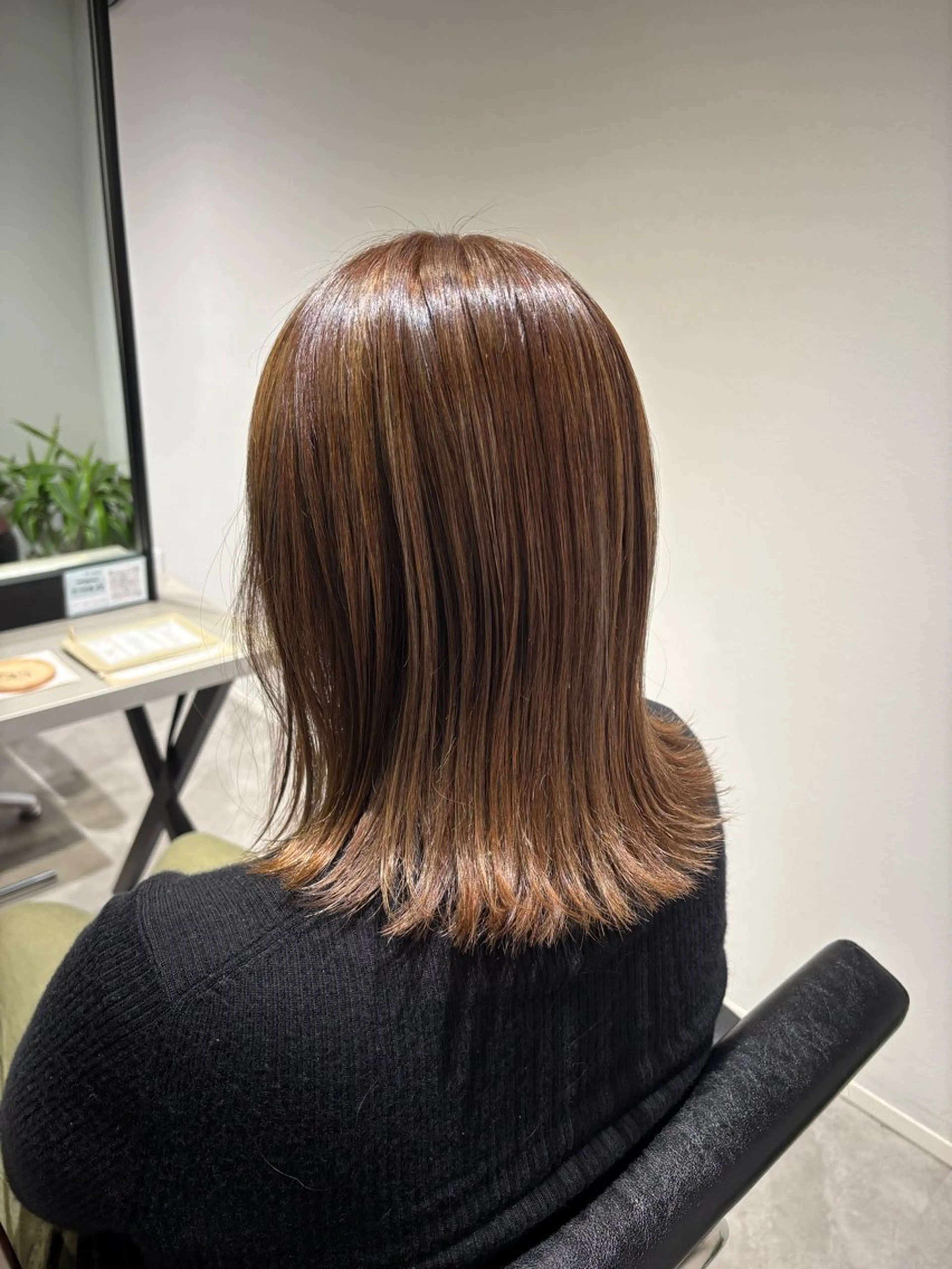 ロング ハイライト カット ヘアカラー トリートメント YURINO /ボブ ベージュ/ハイトーンのヘアスタイル