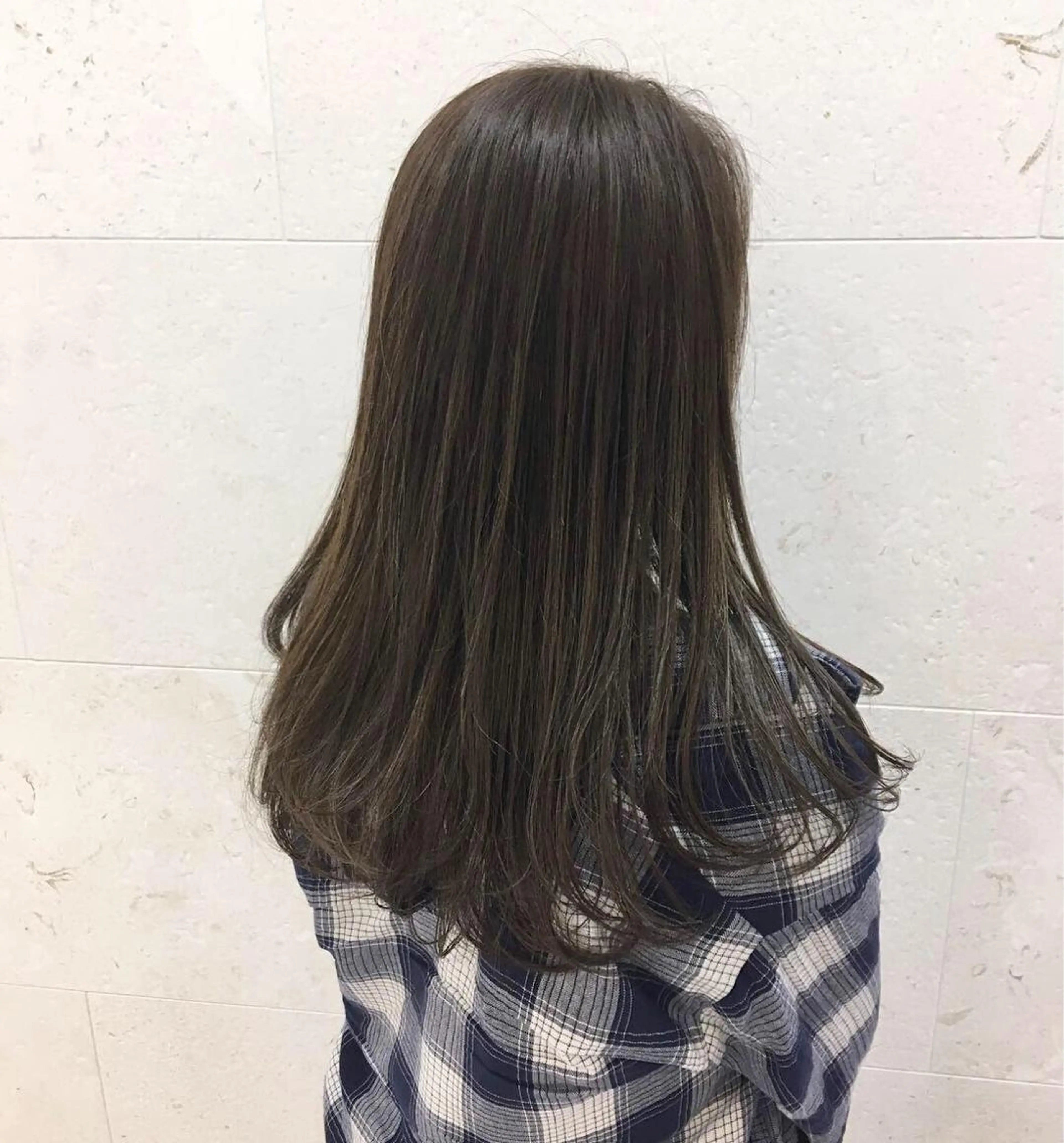 ロング カラー アディクシーカラー ハイライトカラー ハイライト 斉藤 貴也のヘアスタイル