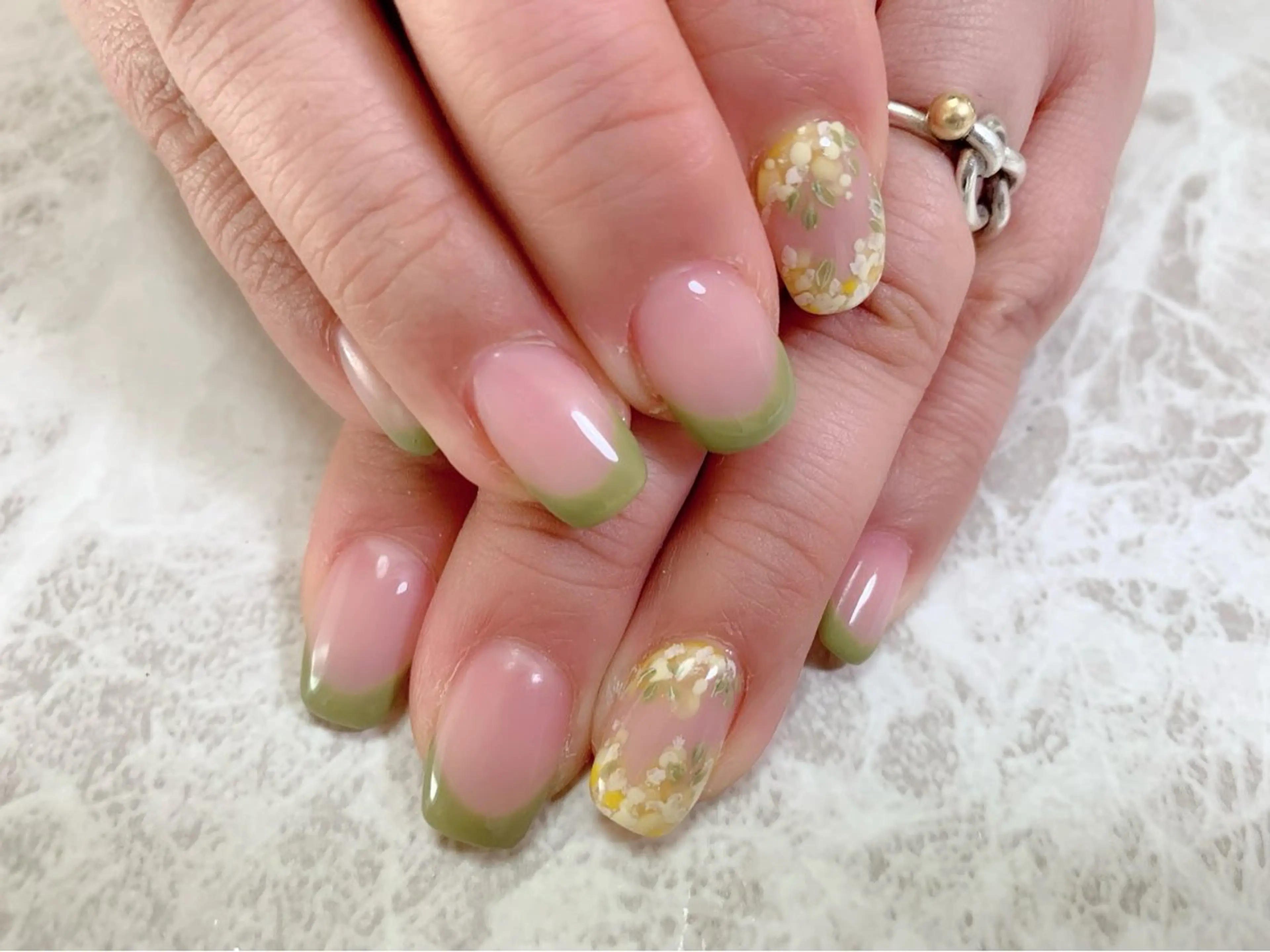 ネイル ハンドネイル an sucre baseのネイルデザイン