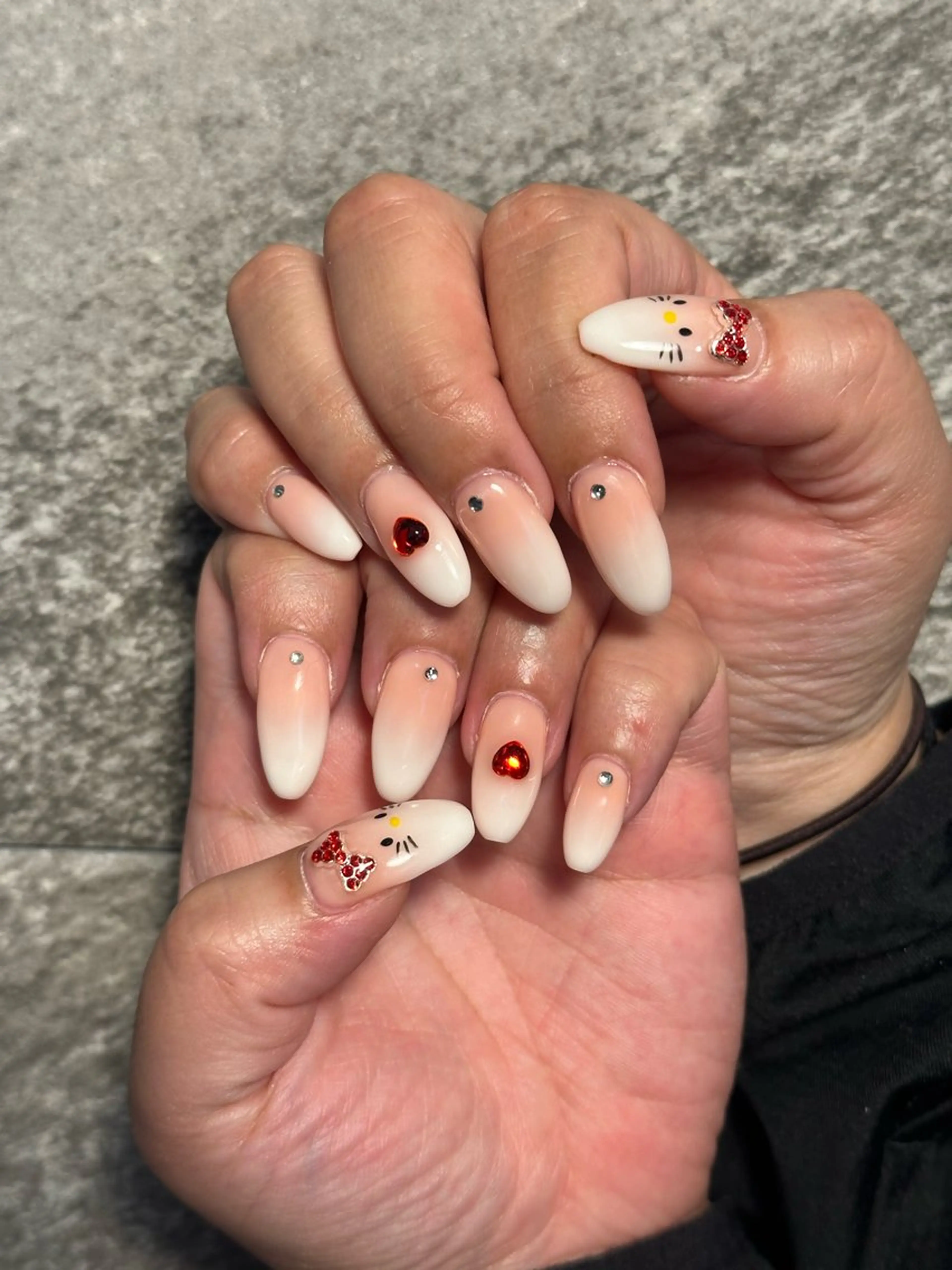 ネイル ハンドネイル Yuji .Fのネイルデザイン