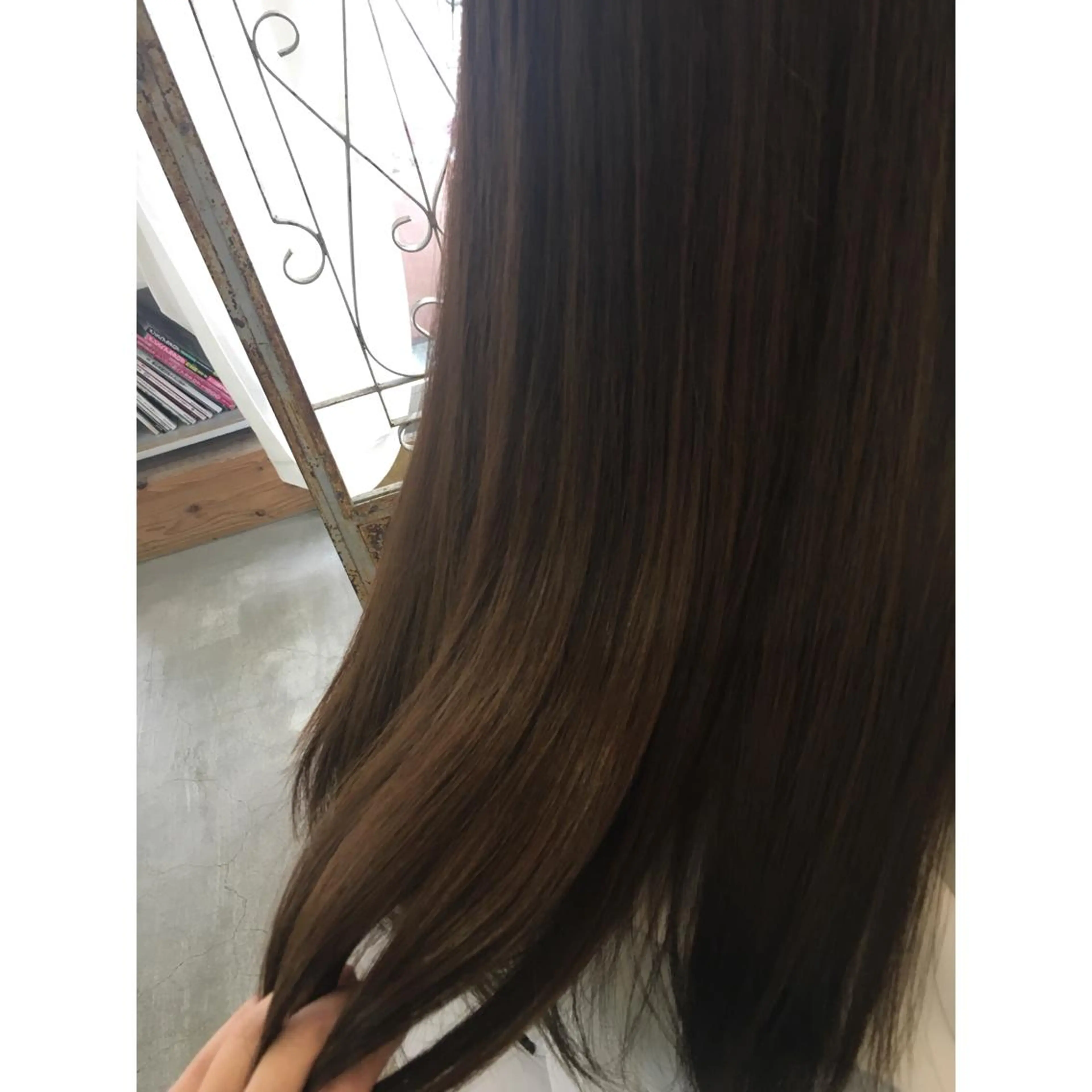 ロング カラー イルミナカラー ロング fio マナミのヘアスタイル