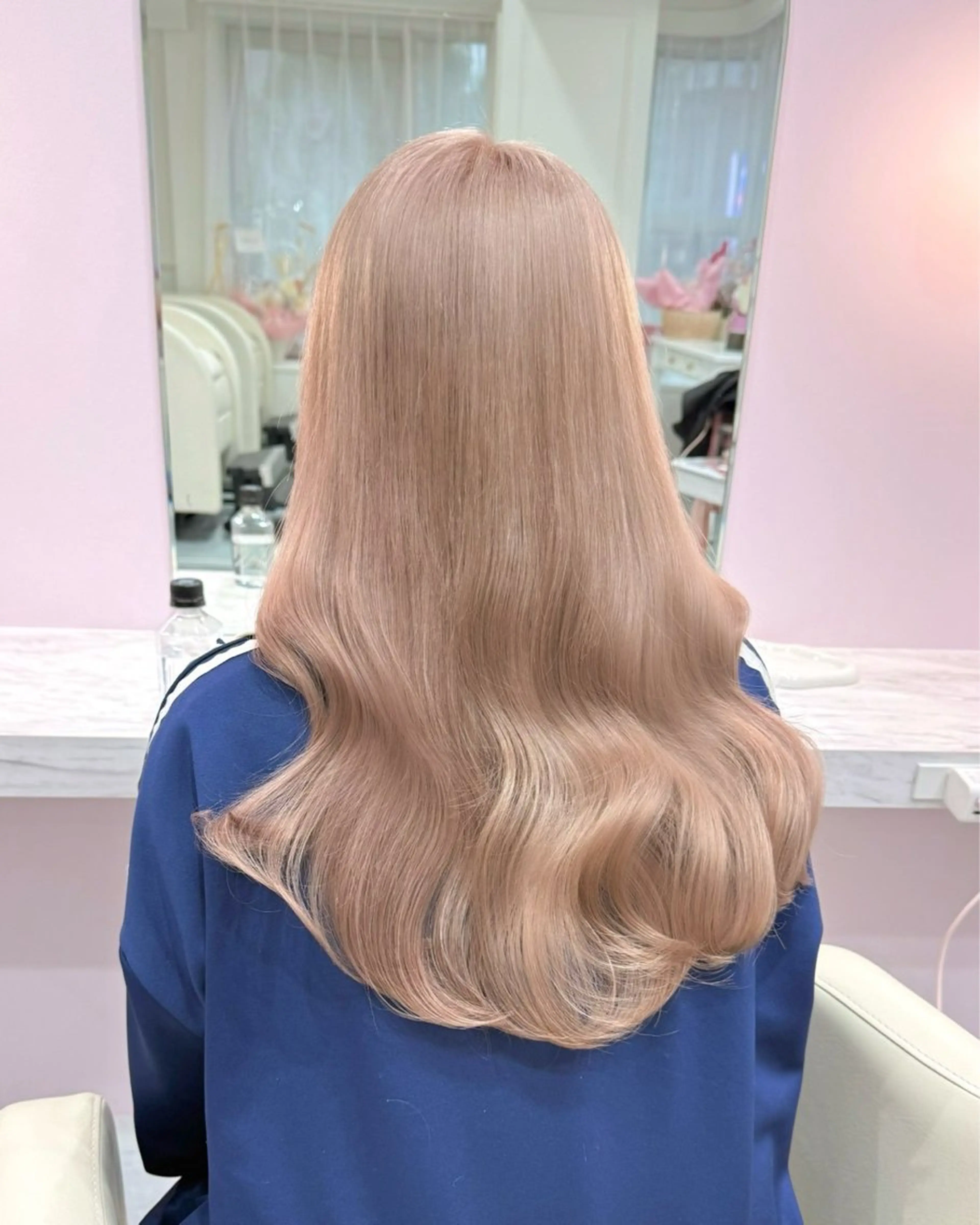 ロング カラー ブリーチ 透明感カラー ハイトーンカラー ラベンダーカラー ラベンダーピンク ヘアカラー ハイトーンカラー💞 くるみ🎀のヘアスタイル