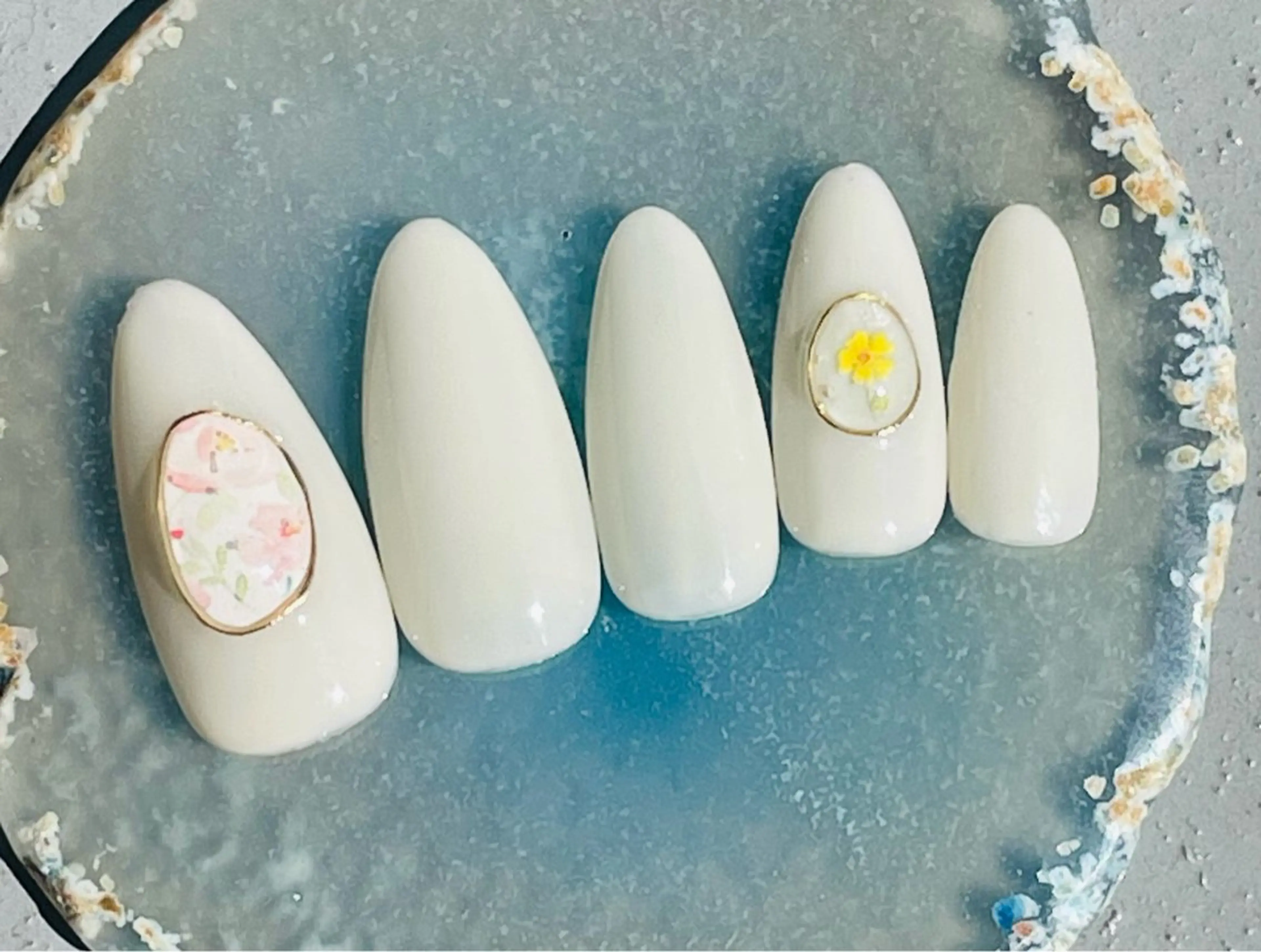 ネイル アートネイル ぷっくりネイル koto nailsのネイルデザイン