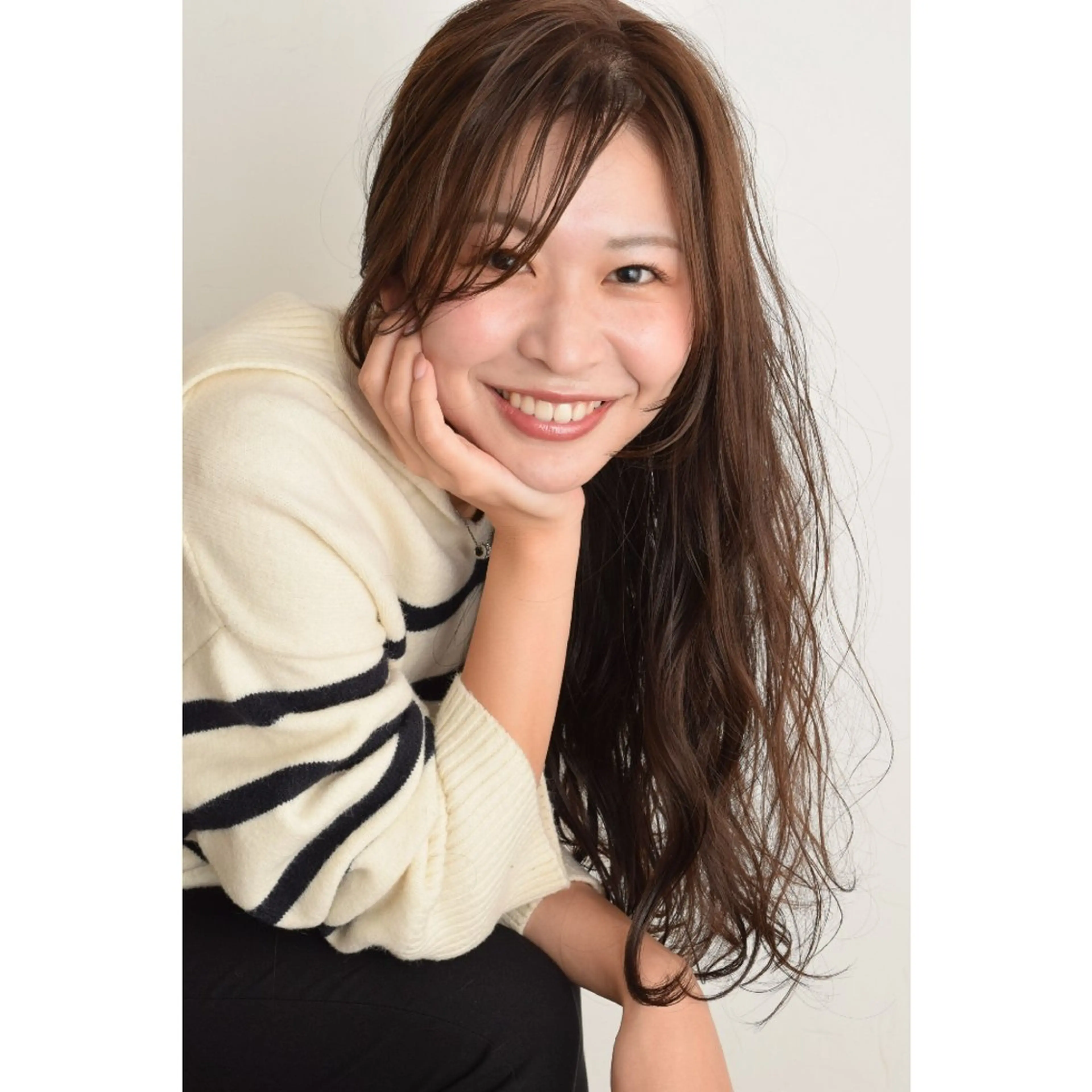 ロング パーマ カラー みなみ ゆうすけのヘアスタイル