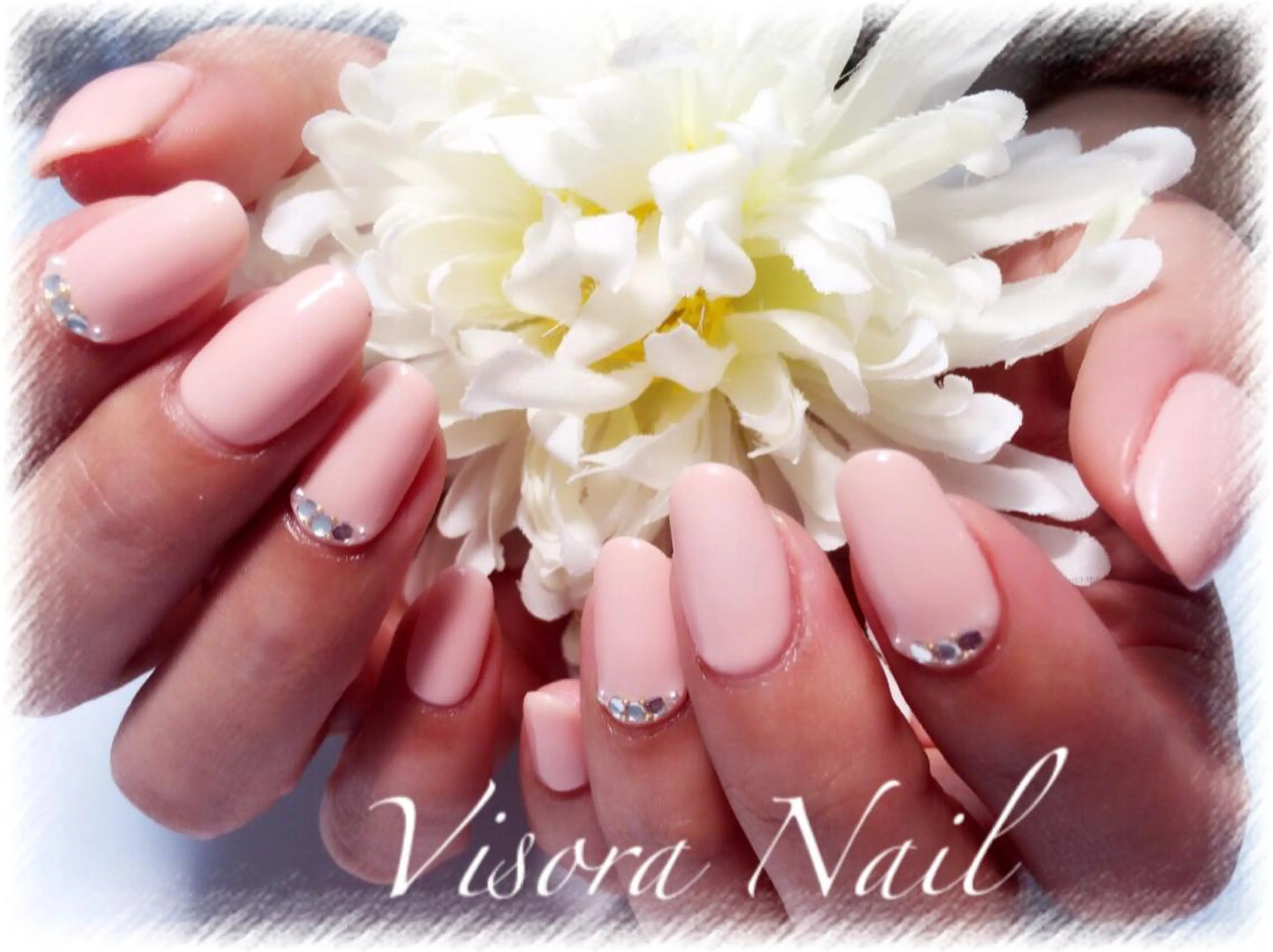 ネイル ジェルネイル ワンカラーネイル ソフトジェル ストーンネイル 美SORA ～ｳﾞｨｿﾗ～のネイルデザイン